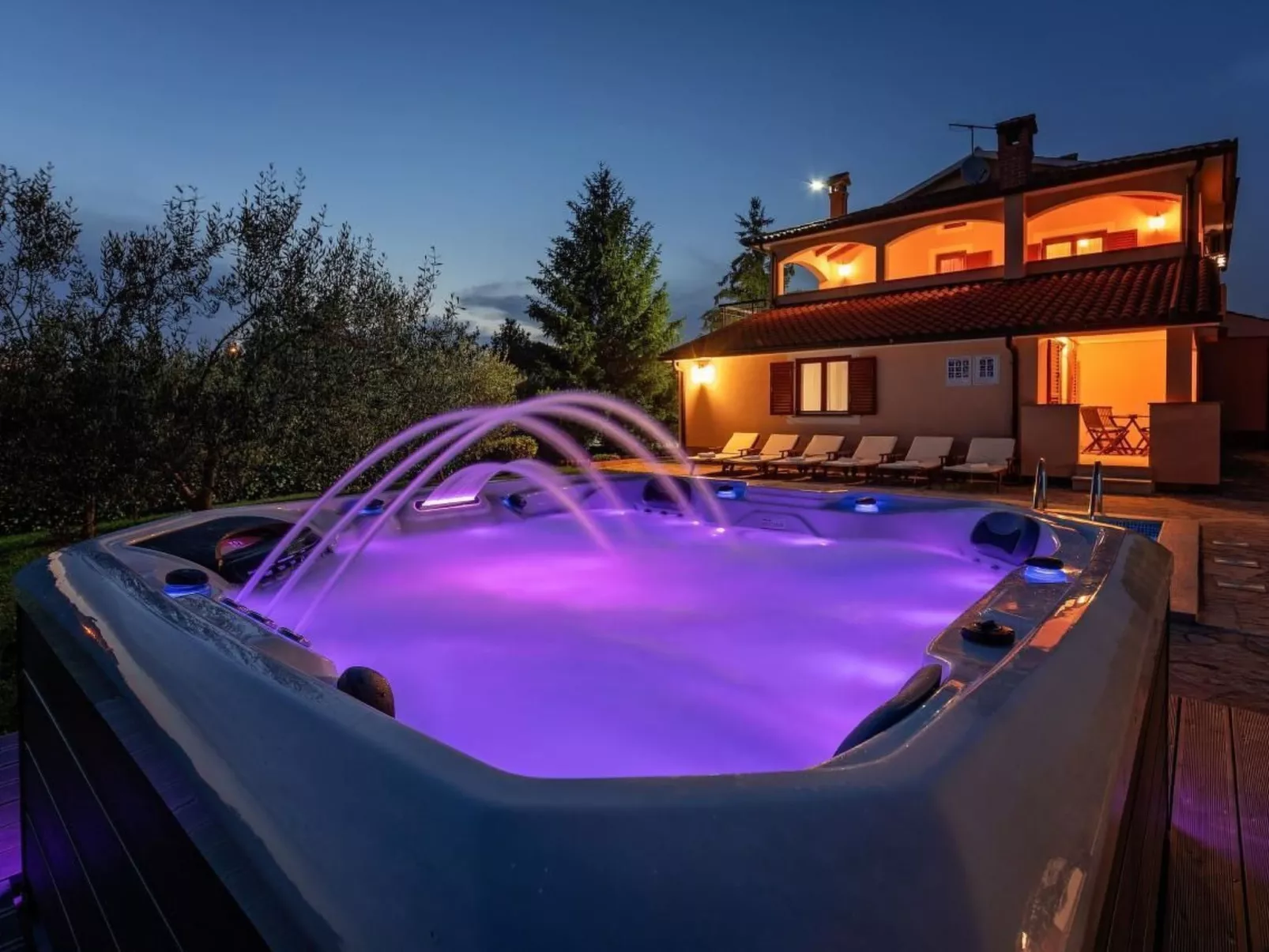 Villa "Villa Dani" mit privatem Pool-Dehors