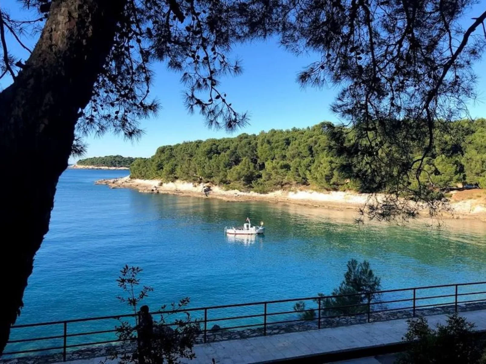 Modern eingerichtete Wohnung in der Nähe des Strandes...-Dehors