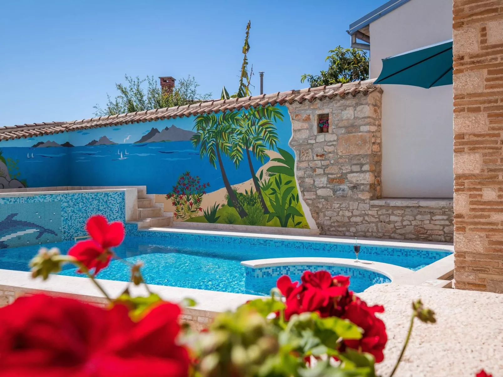 Villa Nada-Image-tags.info