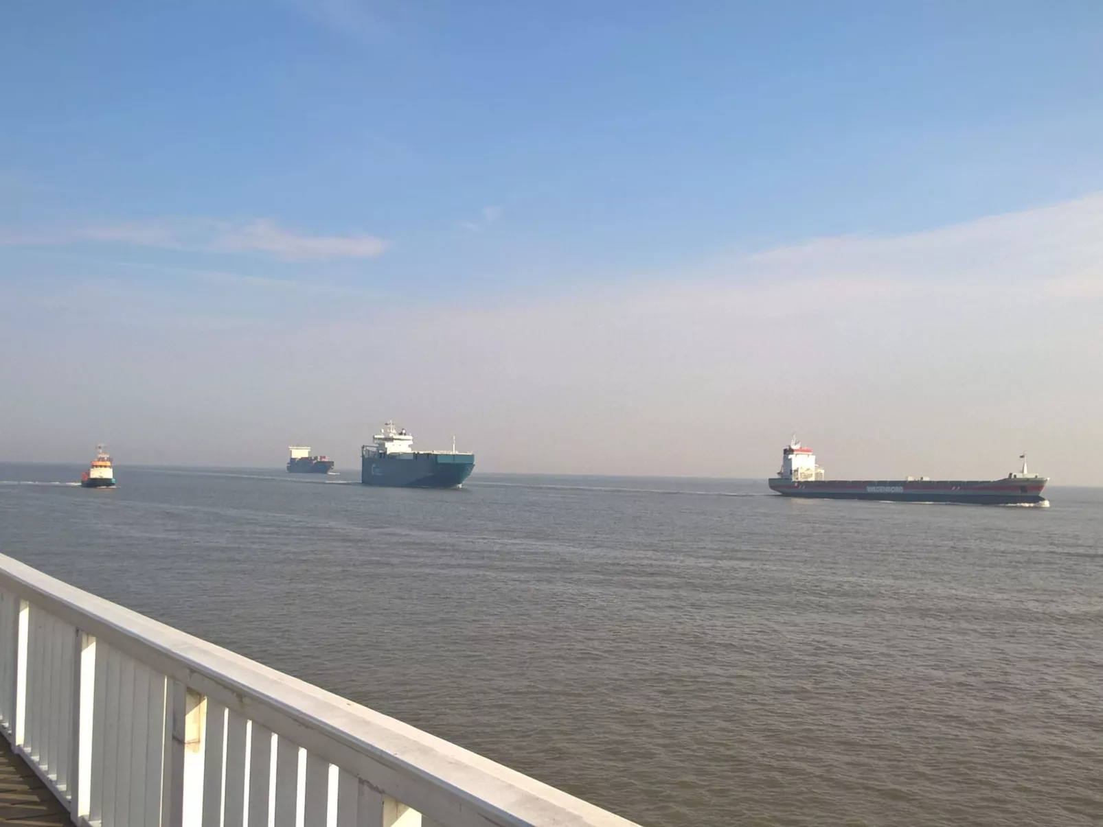 Gemütliche Ferienwohnung für zwei Personen mit sonniger Südterrasse-Draußen