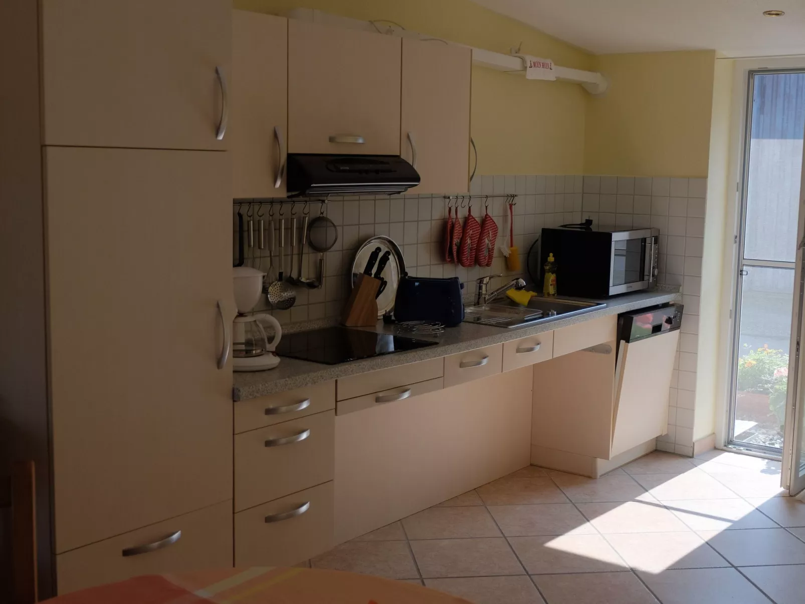 "Leuchtturm"-Drinnen