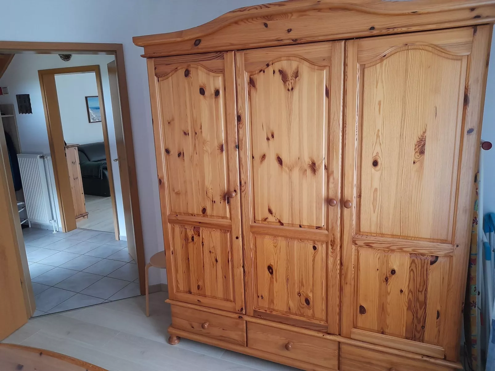 Moderne Ferienwohnung mit Balkon in Strandnähe-Drinnen