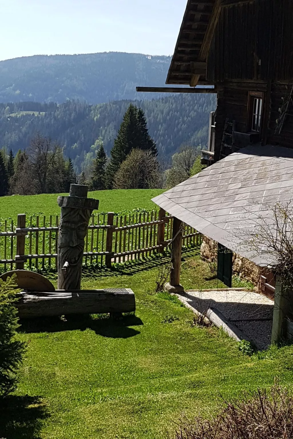 Almhütte Helmut Dischgerbrent in Sankt Margarethen-Outside