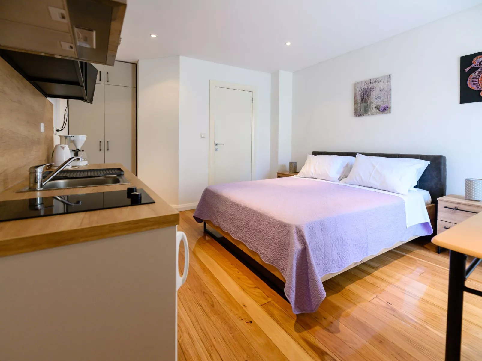 Studio-Apartment "Nives" mit Blick auf das Wasser-Dedans