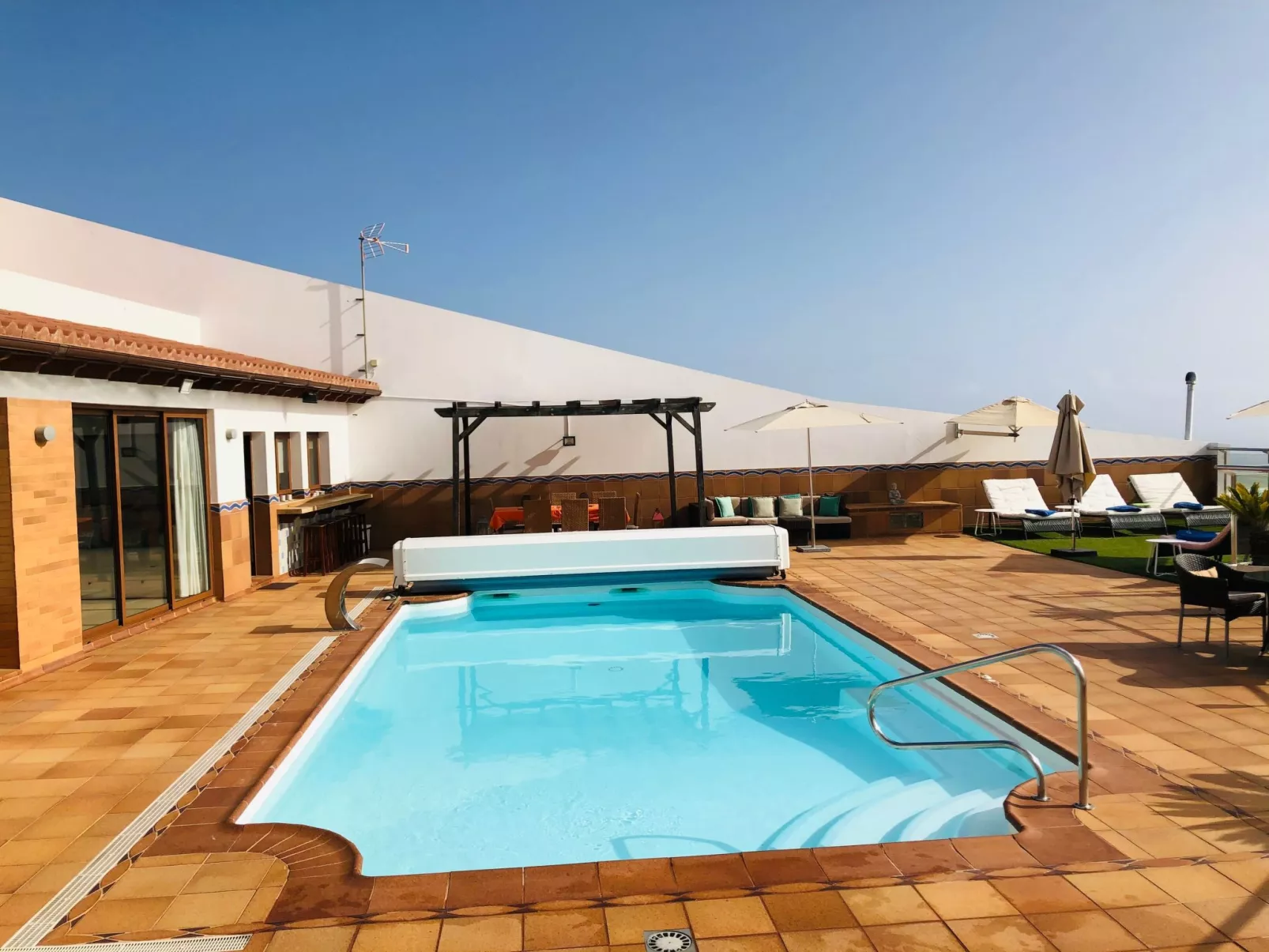 Villa los palmitos Familiäre Privatvilla mit Pool-Draußen