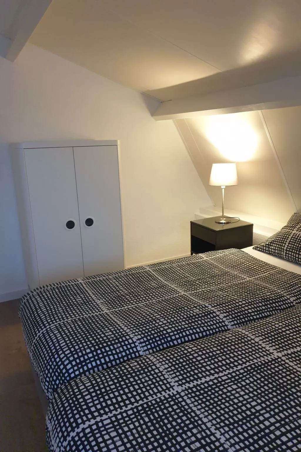 Mit privatem Garten und Terrasse-Drinnen