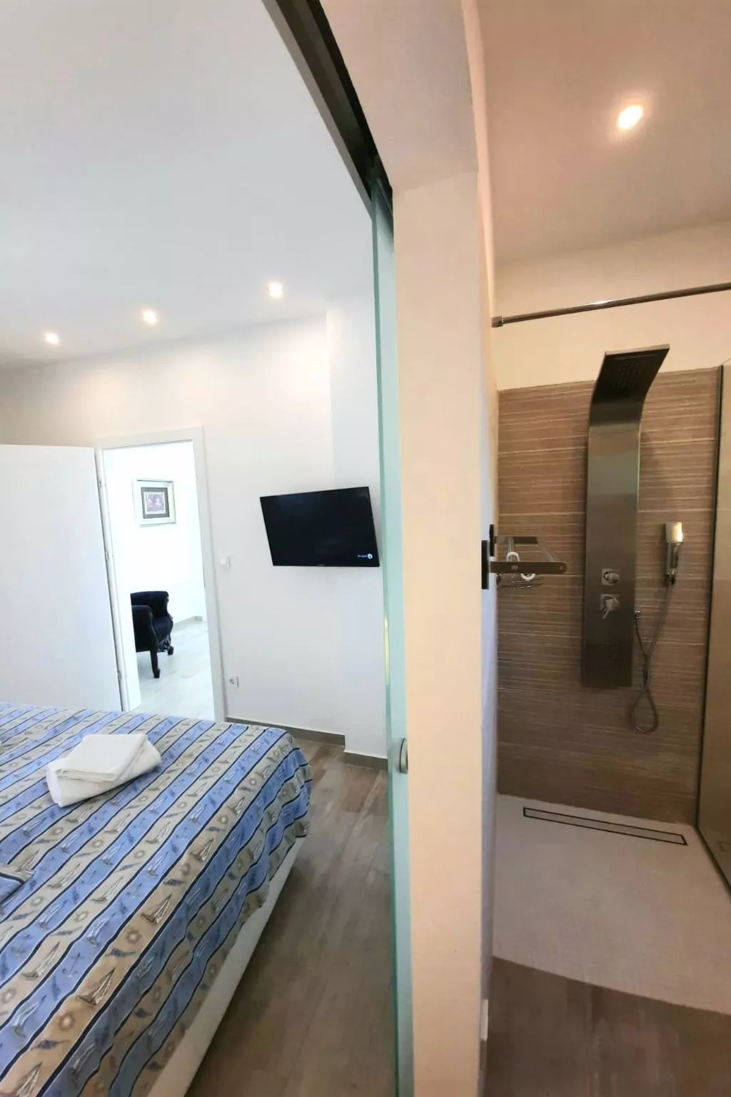 2 Schlafzimmer Villa Blue Dream mit Infinity-Pool-Image-tags.info