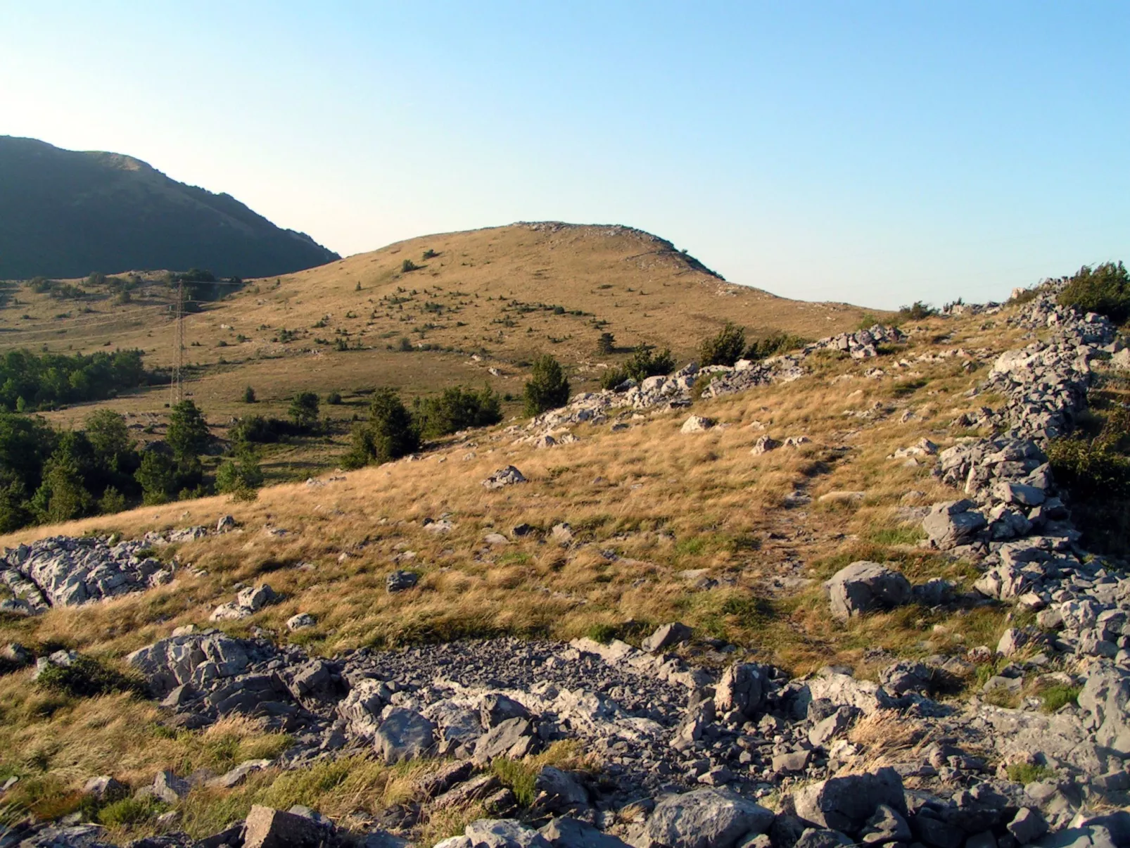 Mit zwei Terrassen für sechs Personen-Image-tags.info