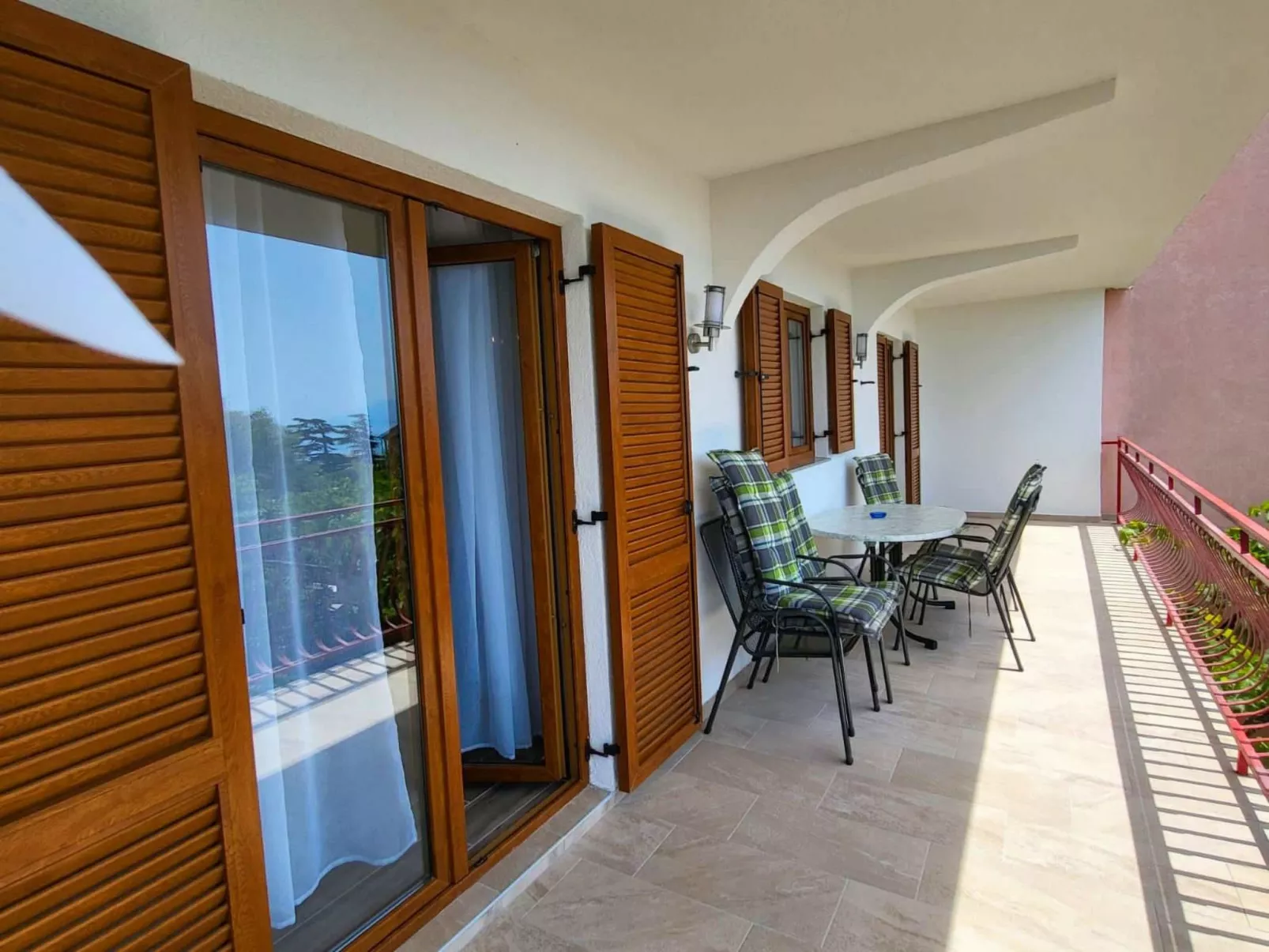 Wohnung in Novi Vinodolski mit Gemeinsamem Garten-Image-tags.info