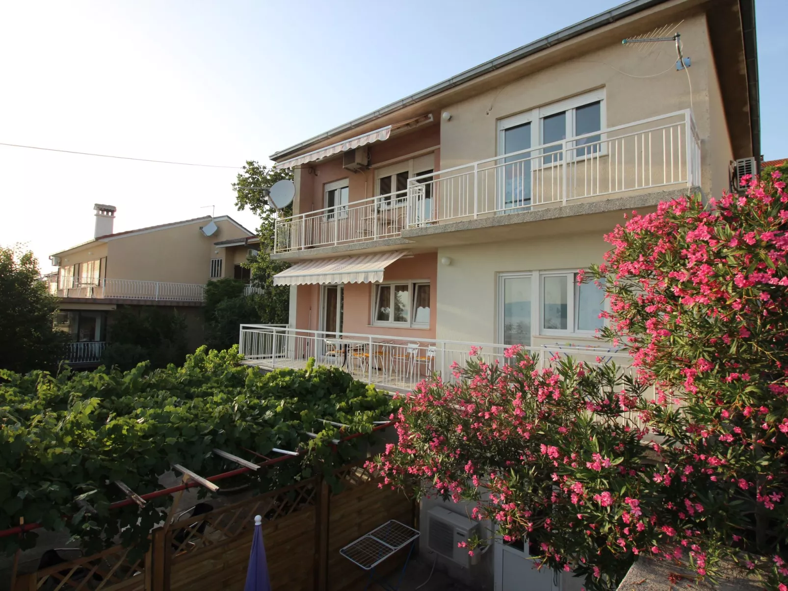 Wohnung "Adriana" mit Terrasse-Outside