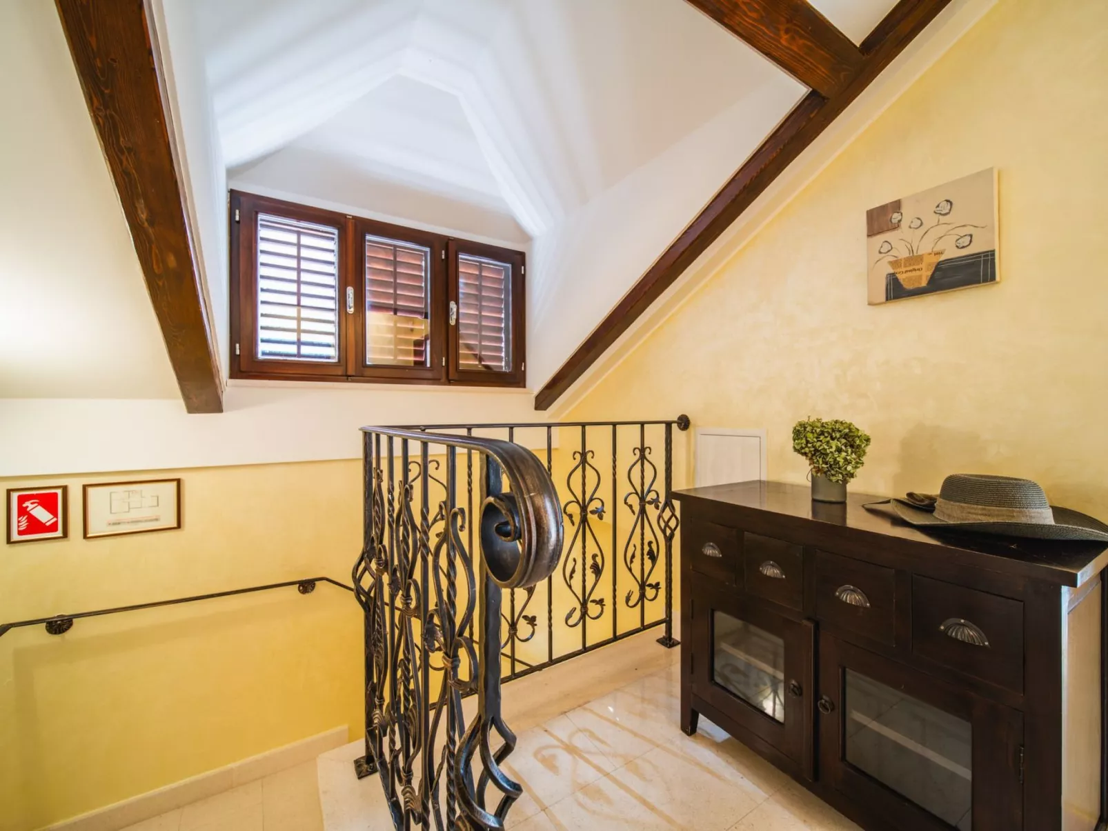 Luxuriöse Villa am Strand in Dubrovnik mit Pool-Drinnen