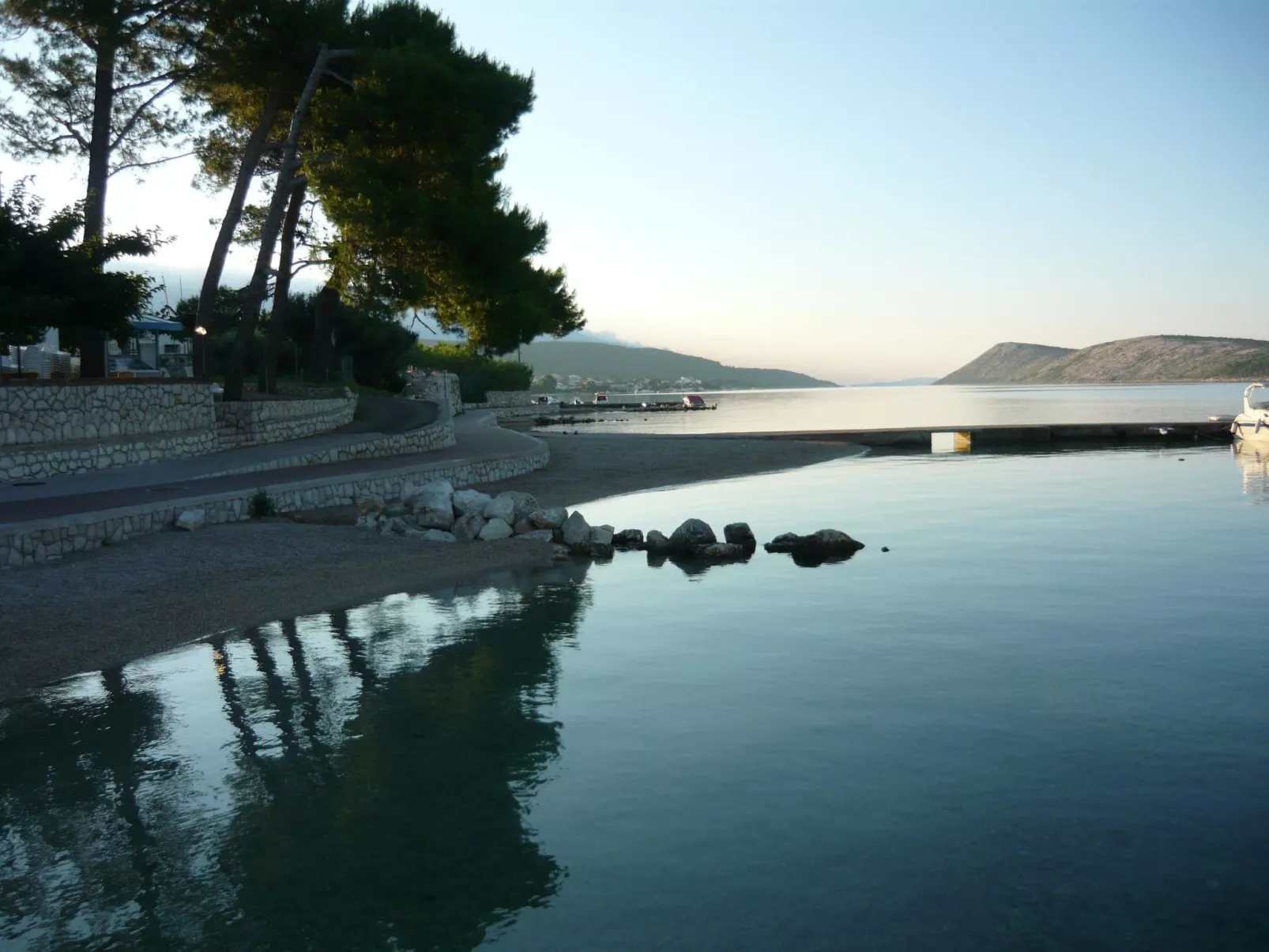 Wohnung in Barbat mit Terrasse und Grill-Outside