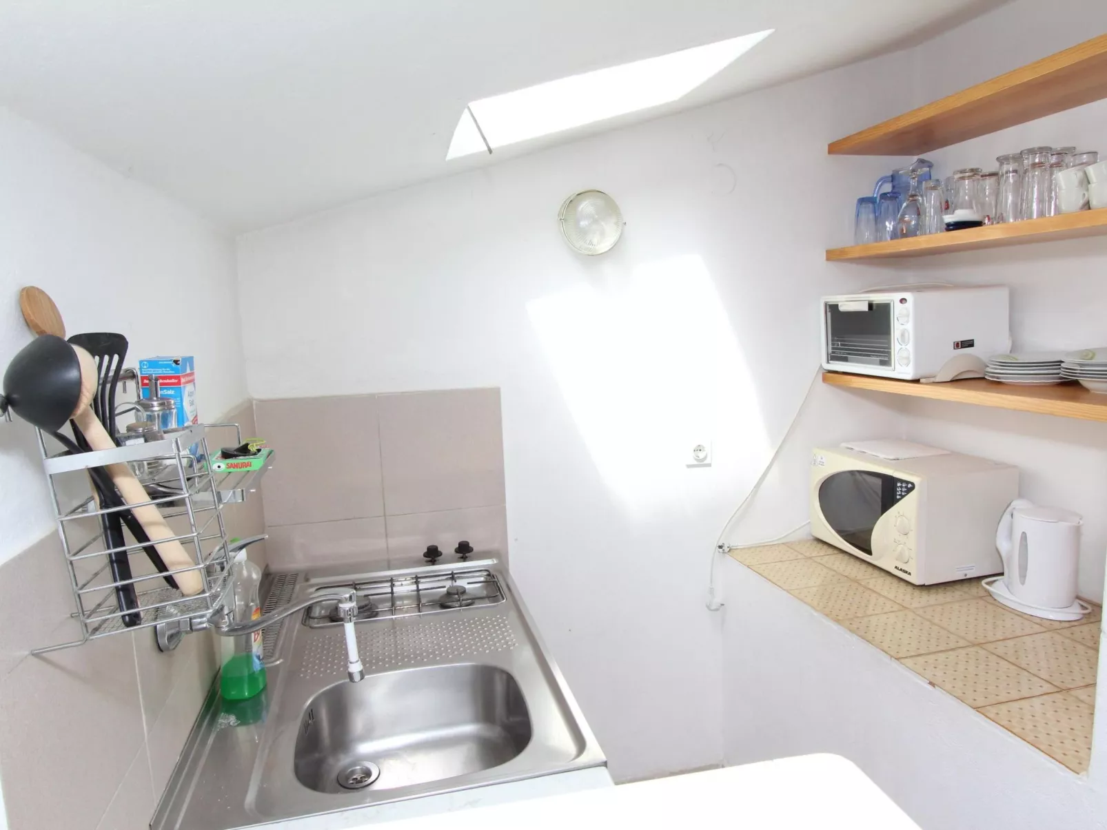 Ap Lora 4-Image-tags.info