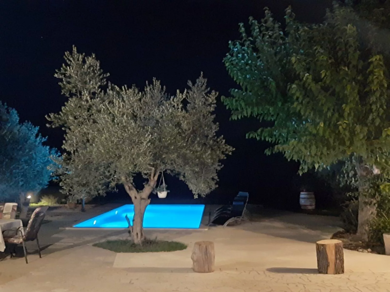 AQUA mit Pool-Outside