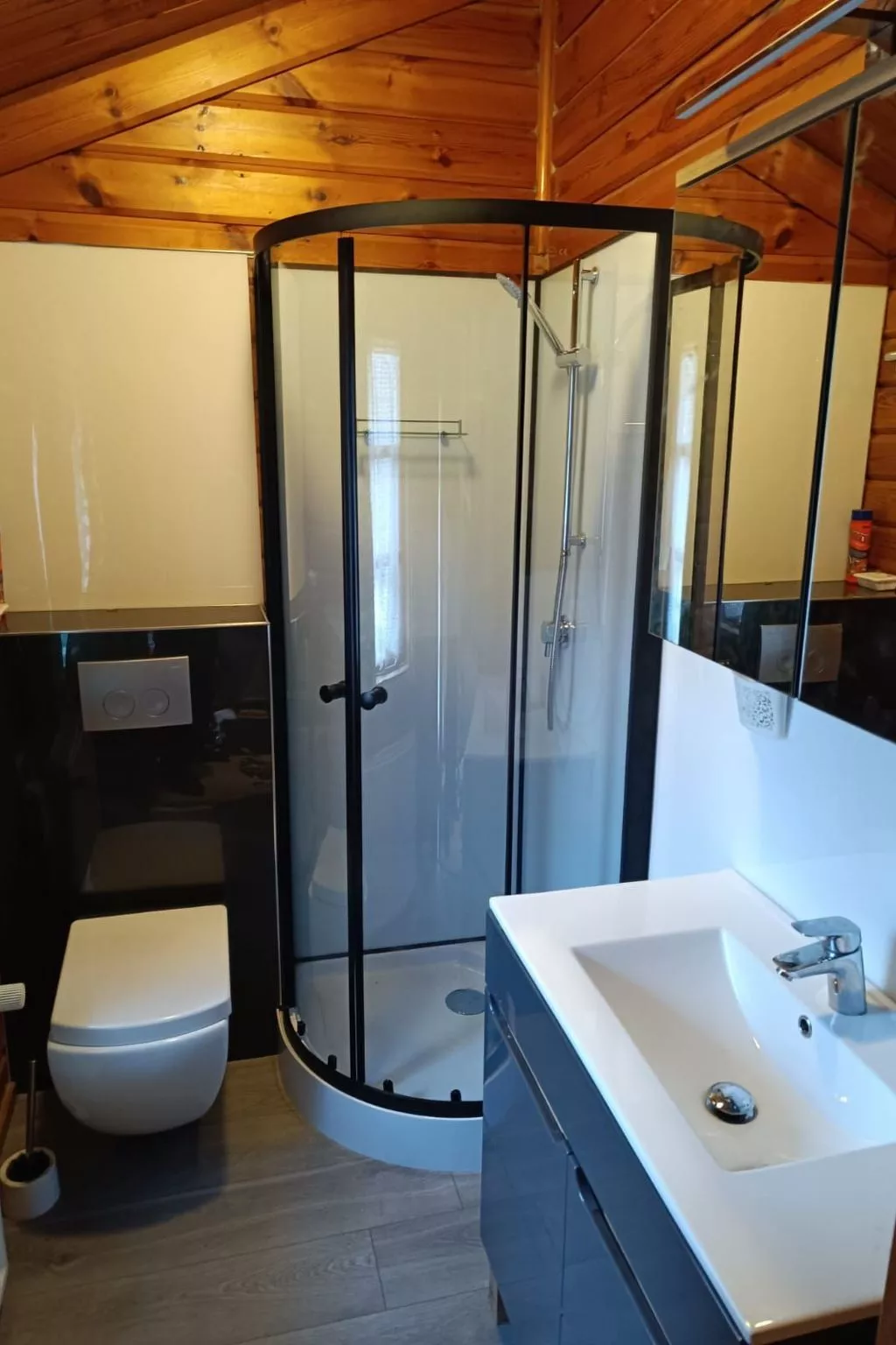 Charmantes Ferienhaus Iris im Waldecker Land-Drinnen