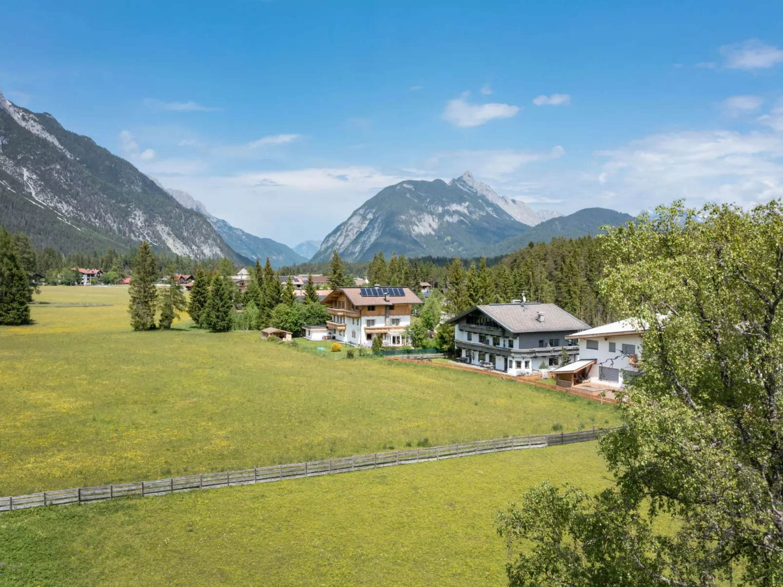 Appartement "Hochgefühl"-Draußen