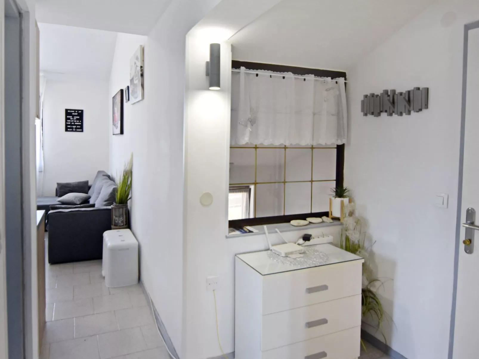 GALLERY SANDRO-Image-tags.info