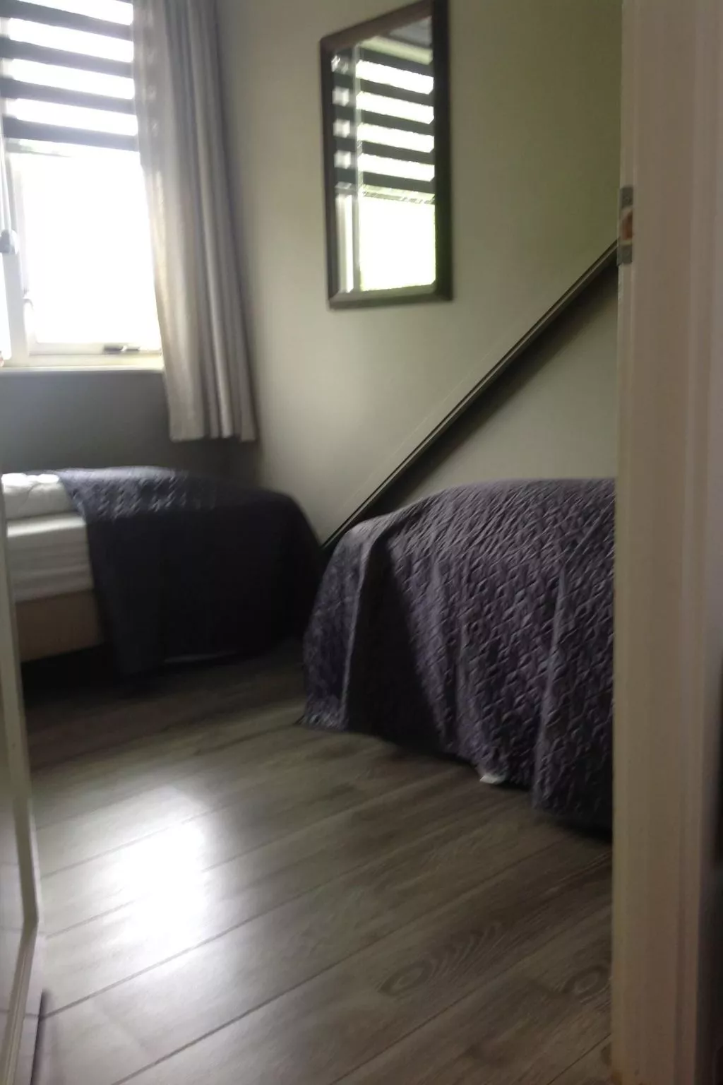 Mit Garten, Grill und Terrasse-Drinnen