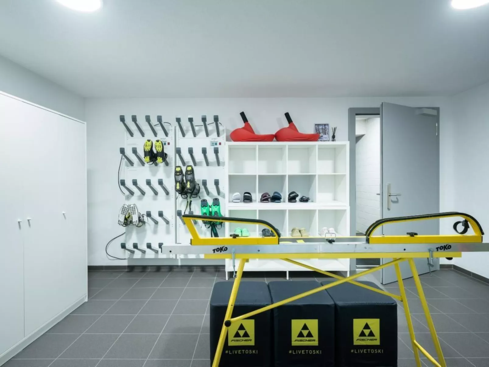 Engadin Chalet Apart-Inside