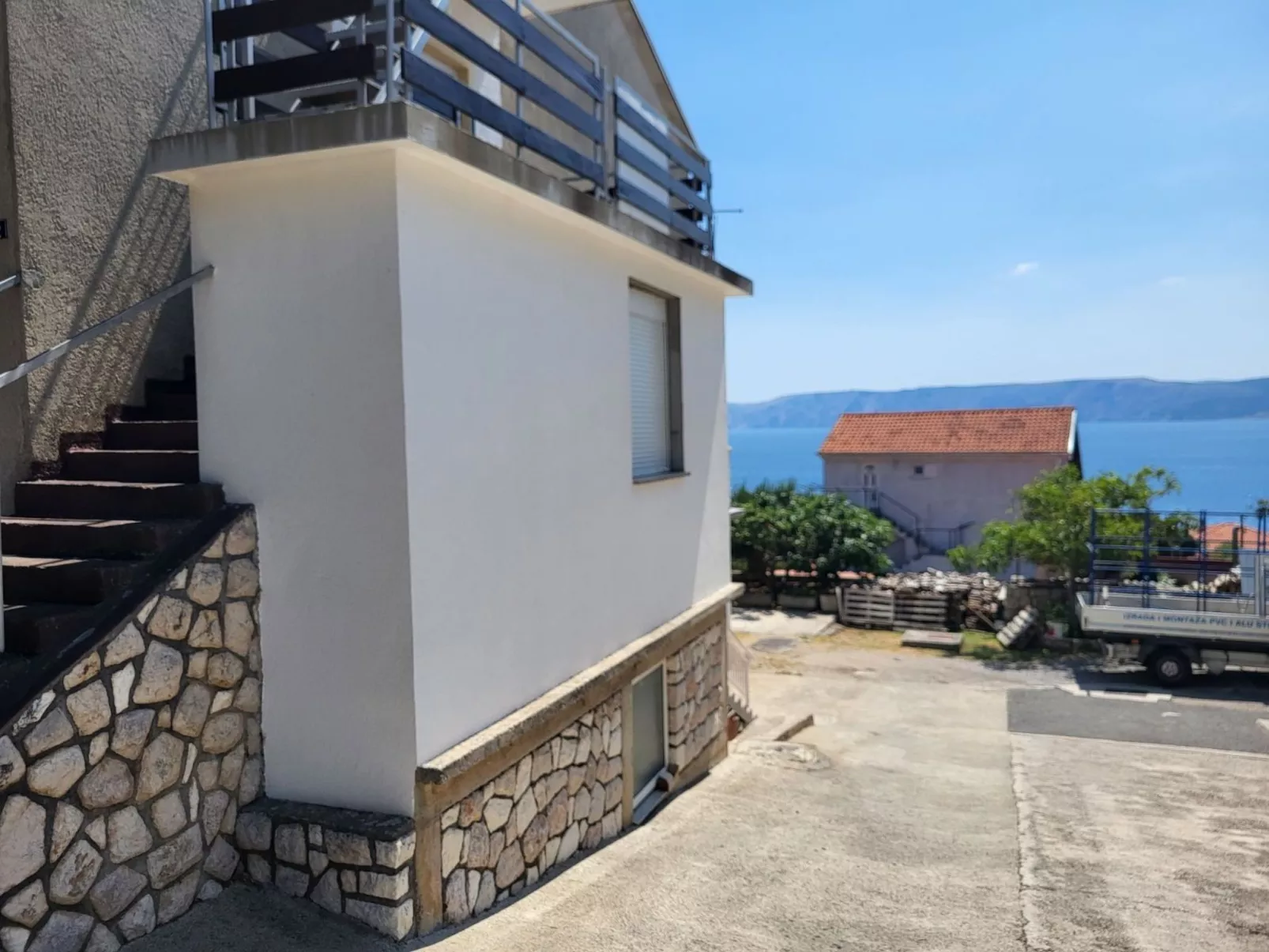 "Pemper Ana" mit Terrasse-Draußen