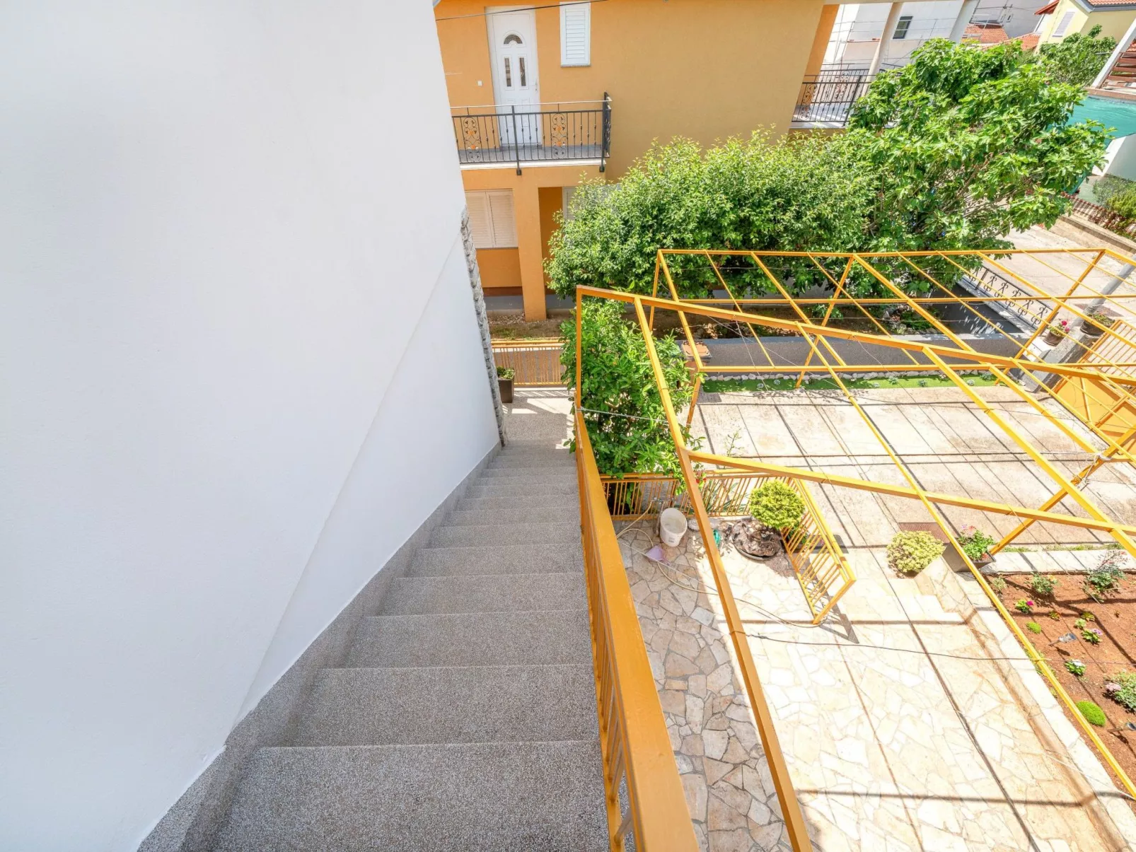 Große Ferienwohnung in Vodice mit Eigenem Balkon-Outside