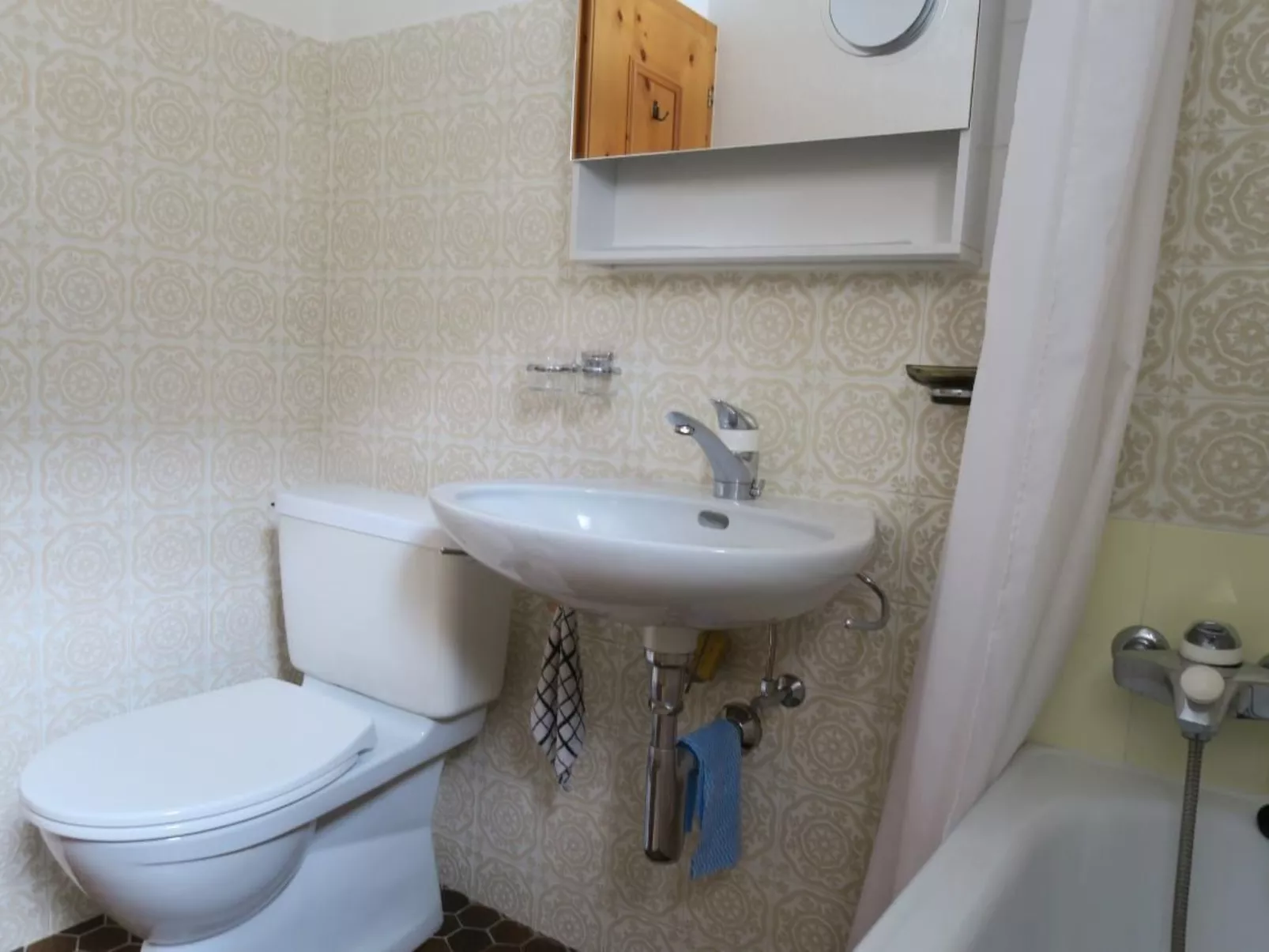 Chesa Nuschpigna Arn-Dedans