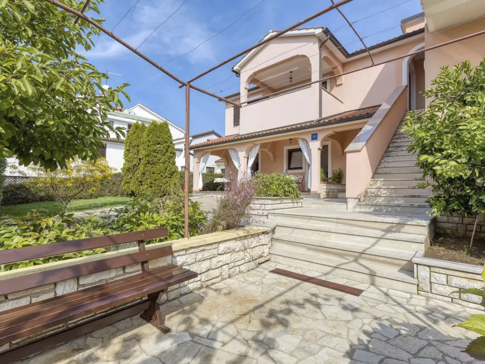 Wohnung 'Silva5' mit Wasserblick-Outside