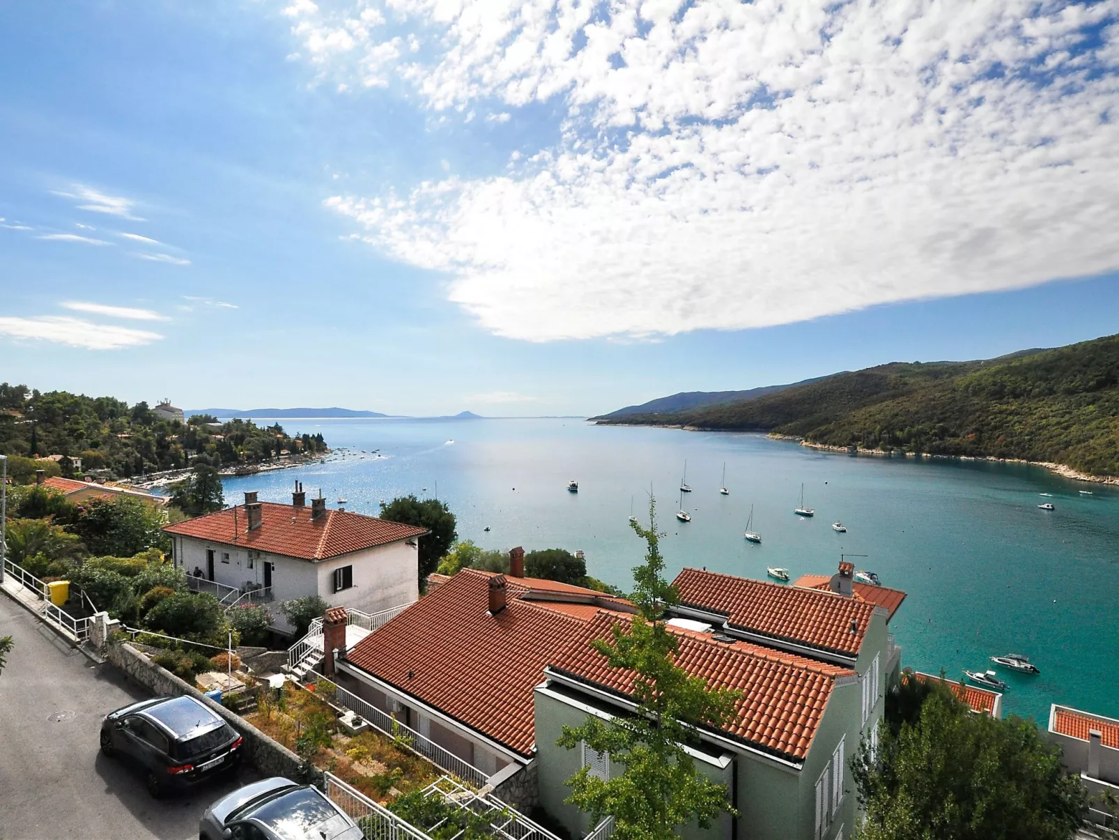 Drei-Zimmer-Wohnung in der Nähe des Meeres-Outside