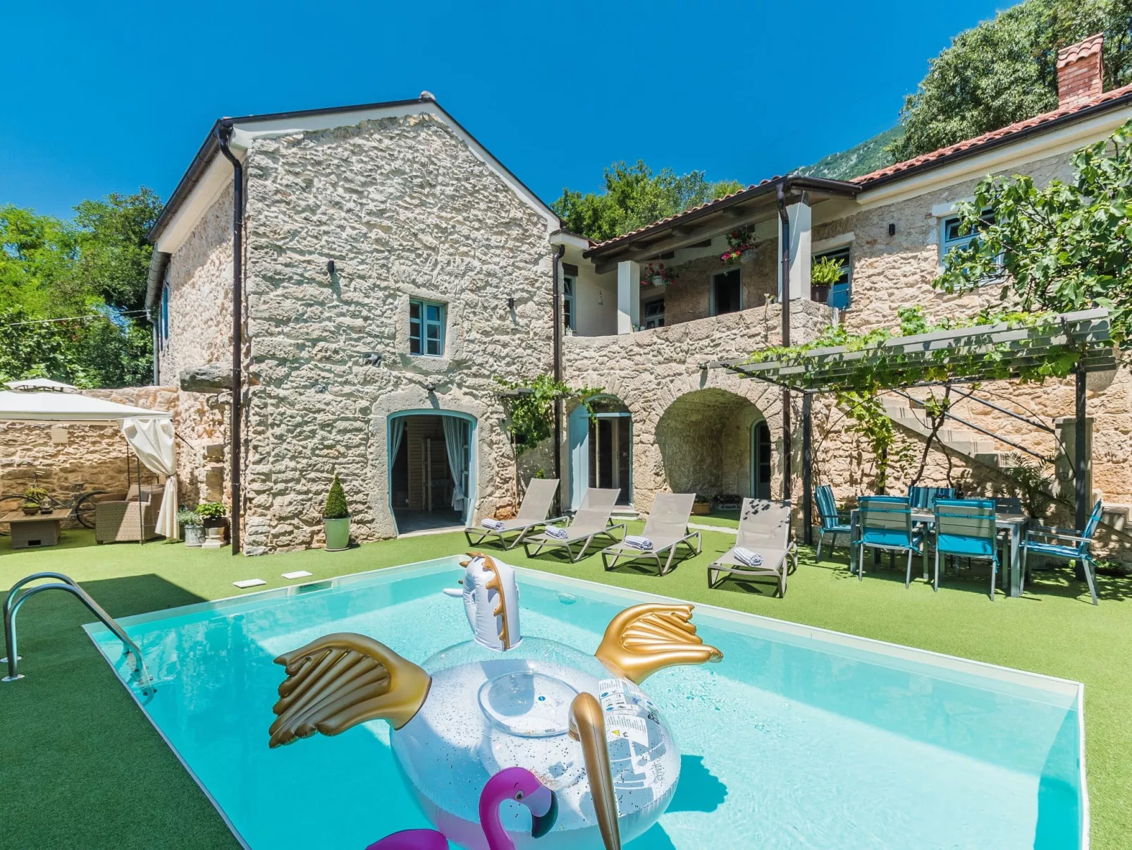 Ferienvilla "Ivka" mit Blick auf das Wasser