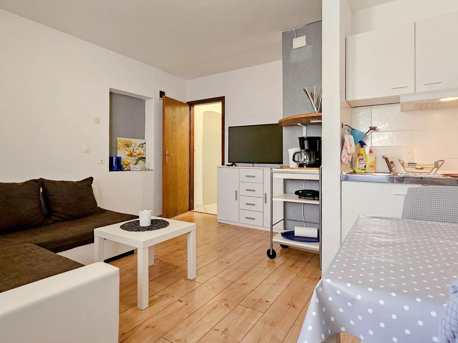 Für 3 Personen ca. 30 m&sup2; in Novigrad, Adriaküste Kroatien (Westküste von I-Inside