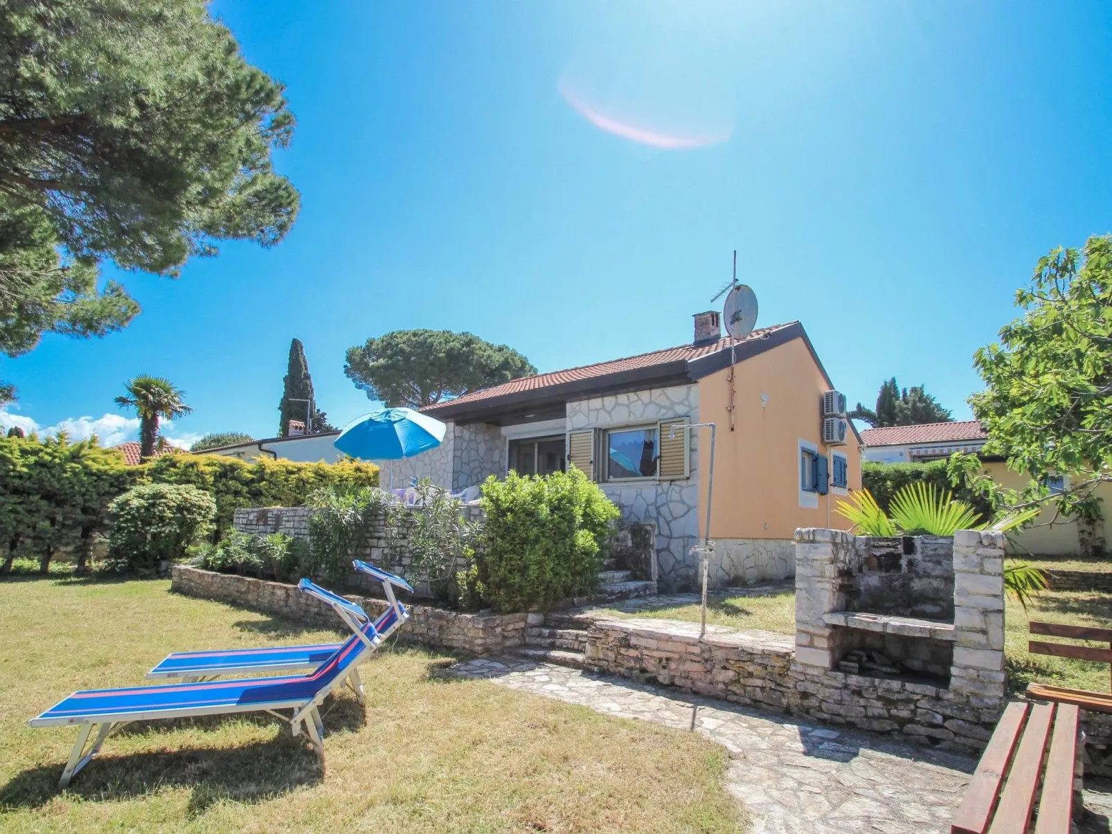 Für 6 Personen ca. 70 m&sup2; in Dajla, Istrien (Umag und Umgebung)-Outside