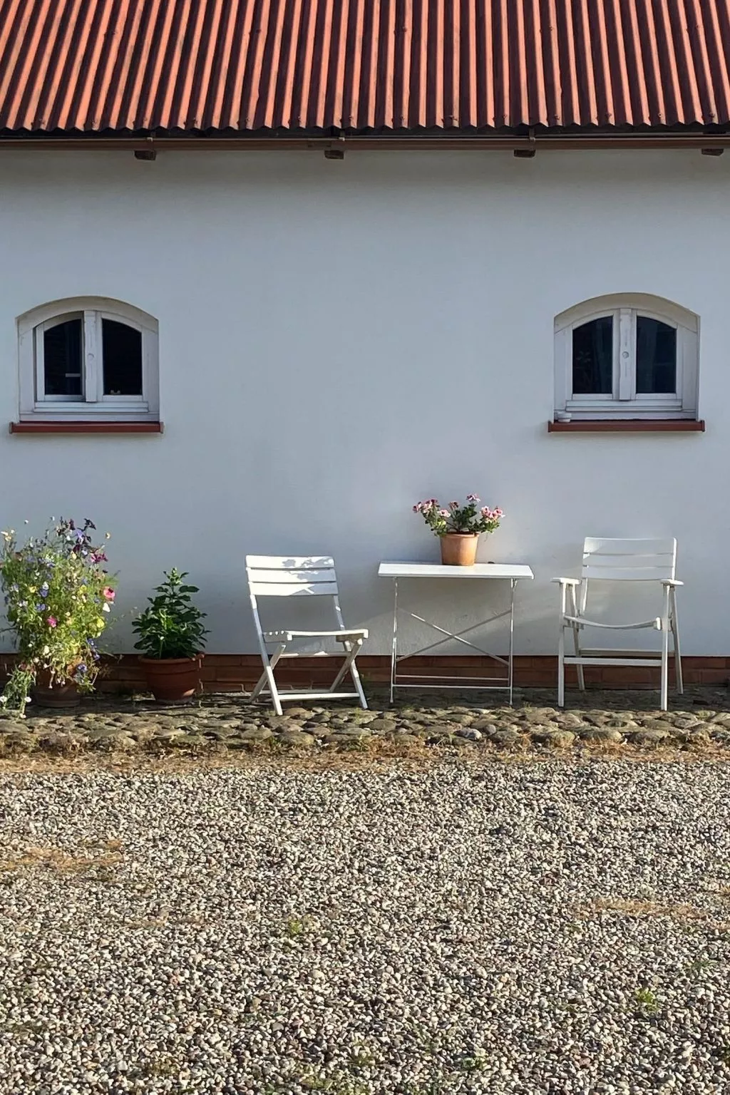 Alte Dorfschule-Draußen