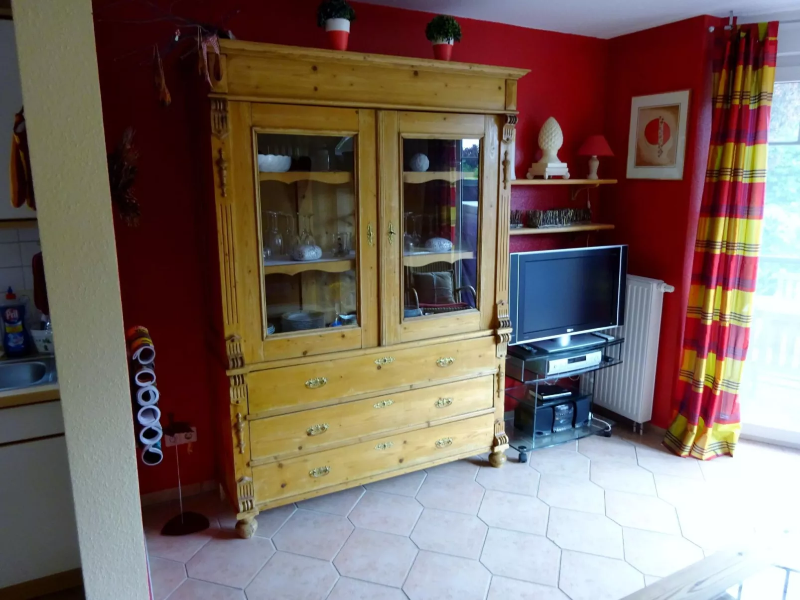 Komfortable Doppelhaushälfte und großem Garten-Drinnen