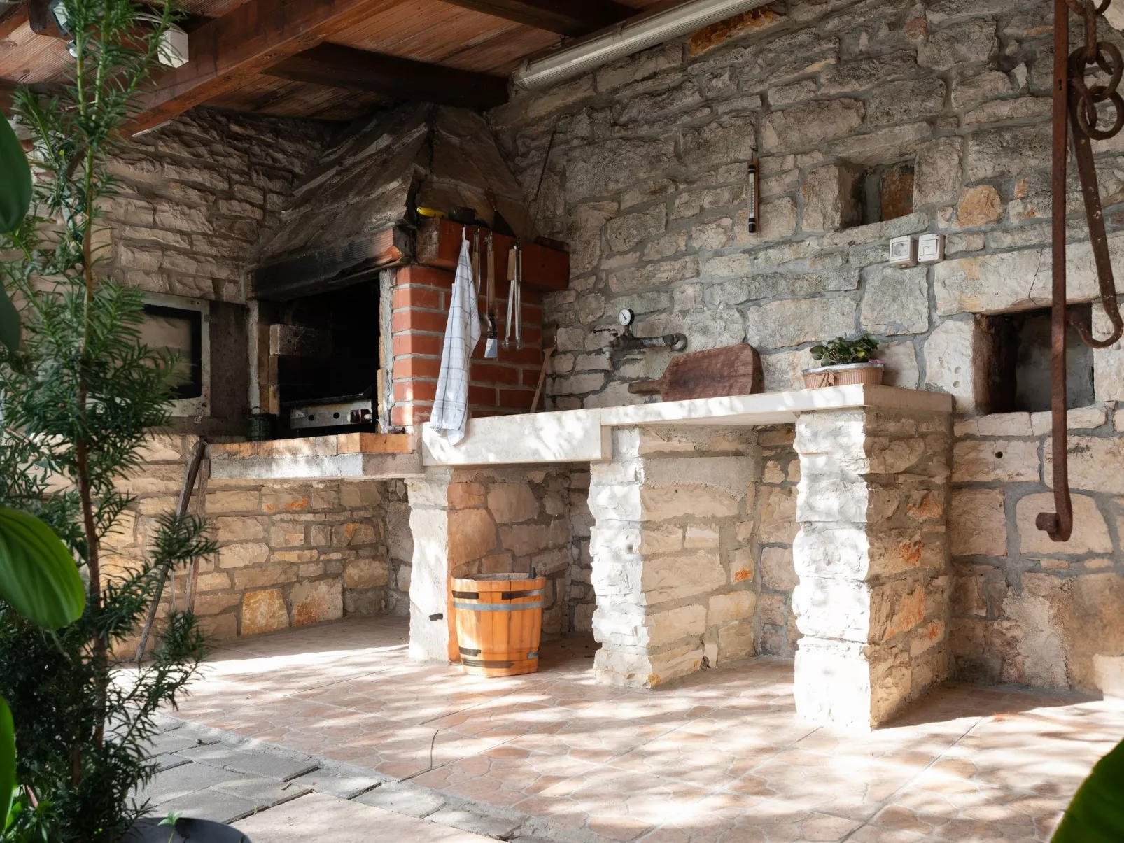 Wunderschönes Haus in Peresiji mit privatem Pool-Dehors