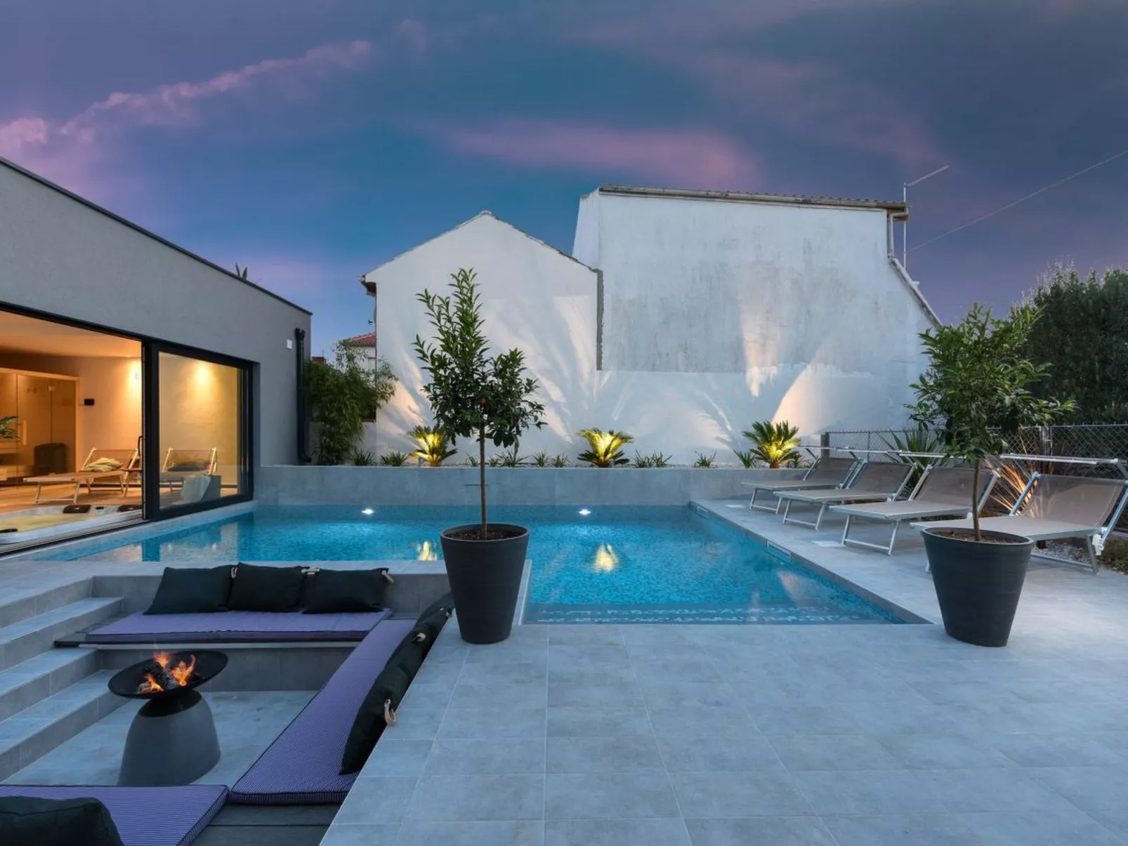 Villa "Omnia" mit Whirlpool-Outside