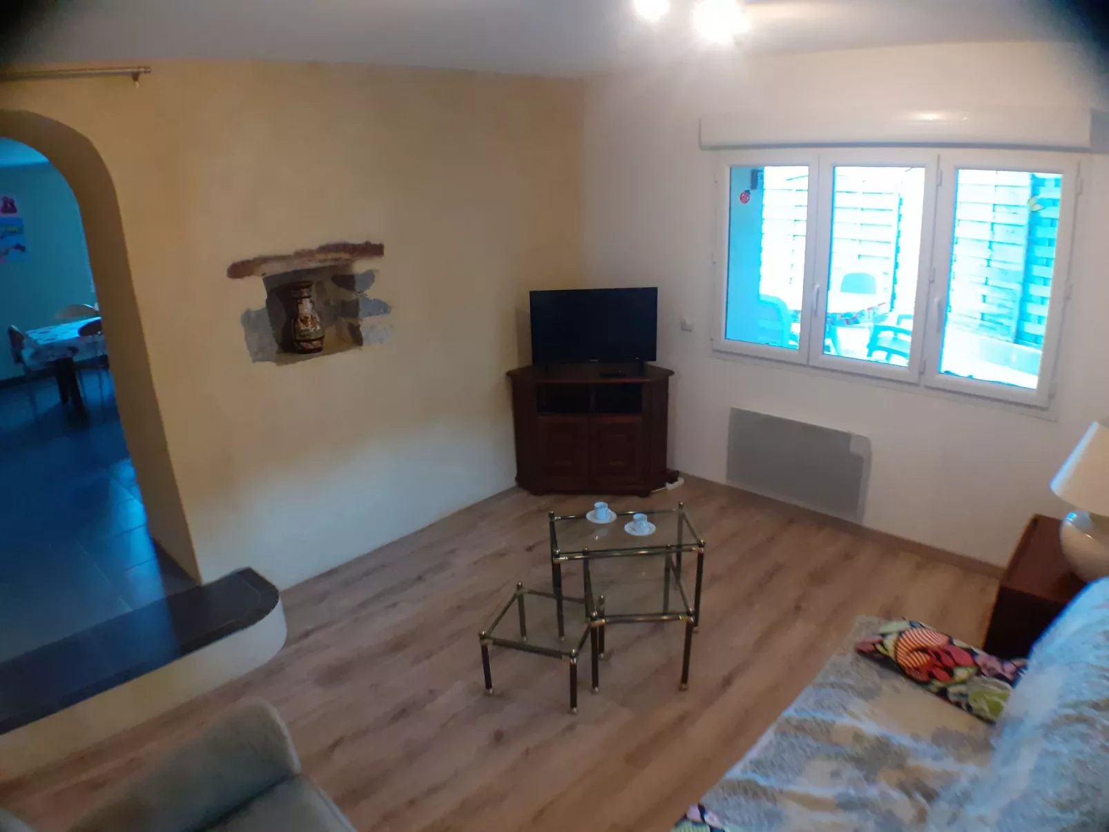 "La Source" mit Pool-Drinnen