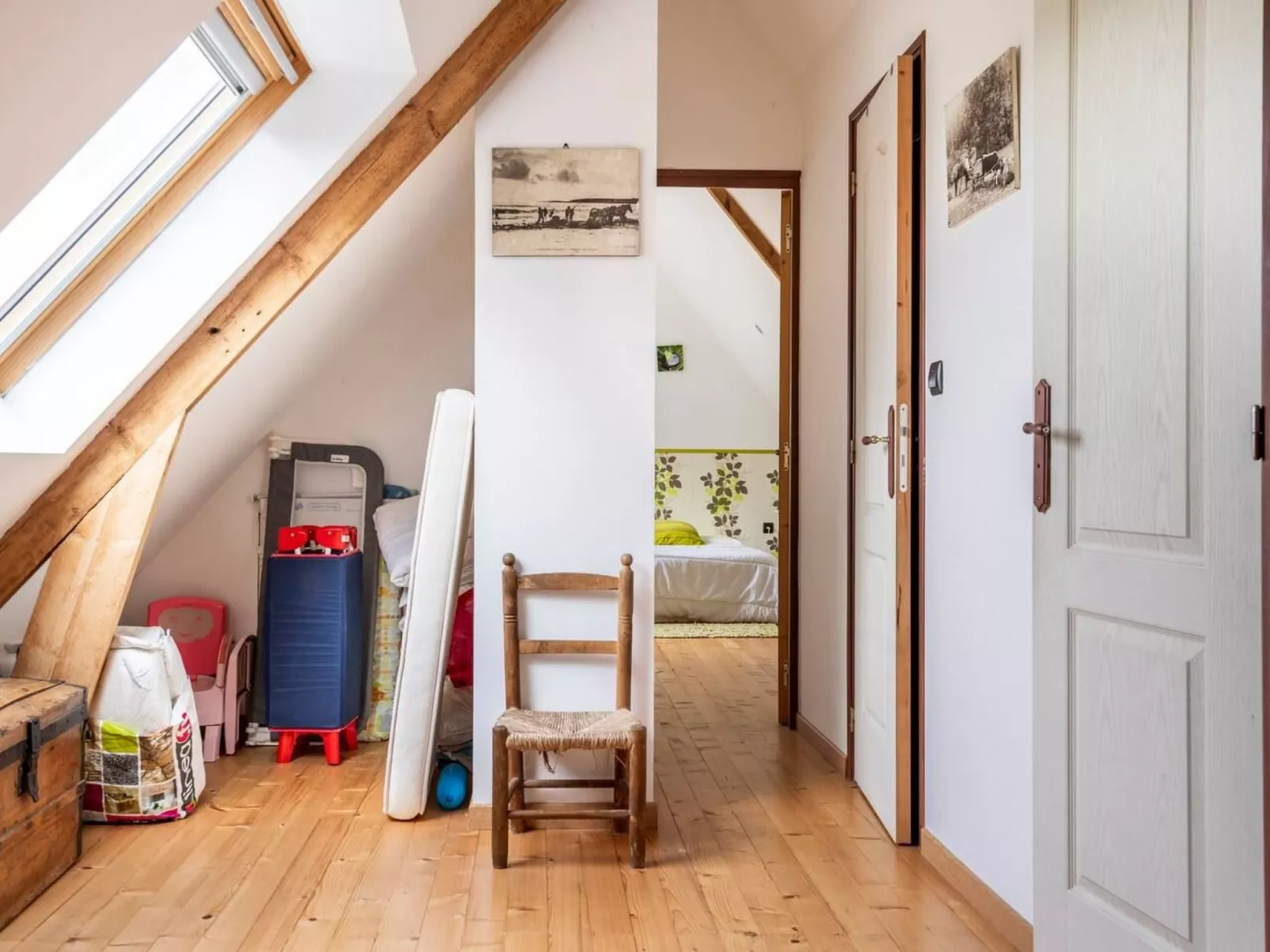 Charmantes großes Cottage zwischen Land und Meer-Drinnen