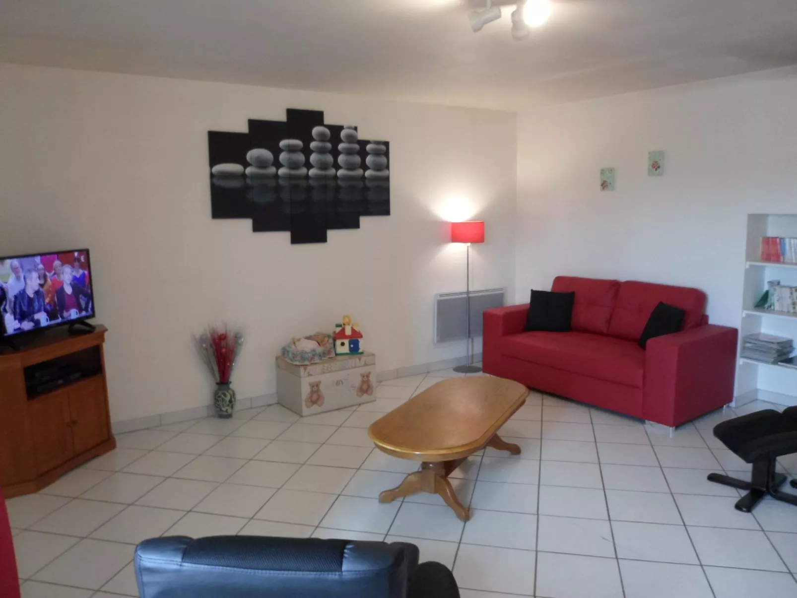 Steinhaus in ländlicher Umgebung mit Pool-Inside