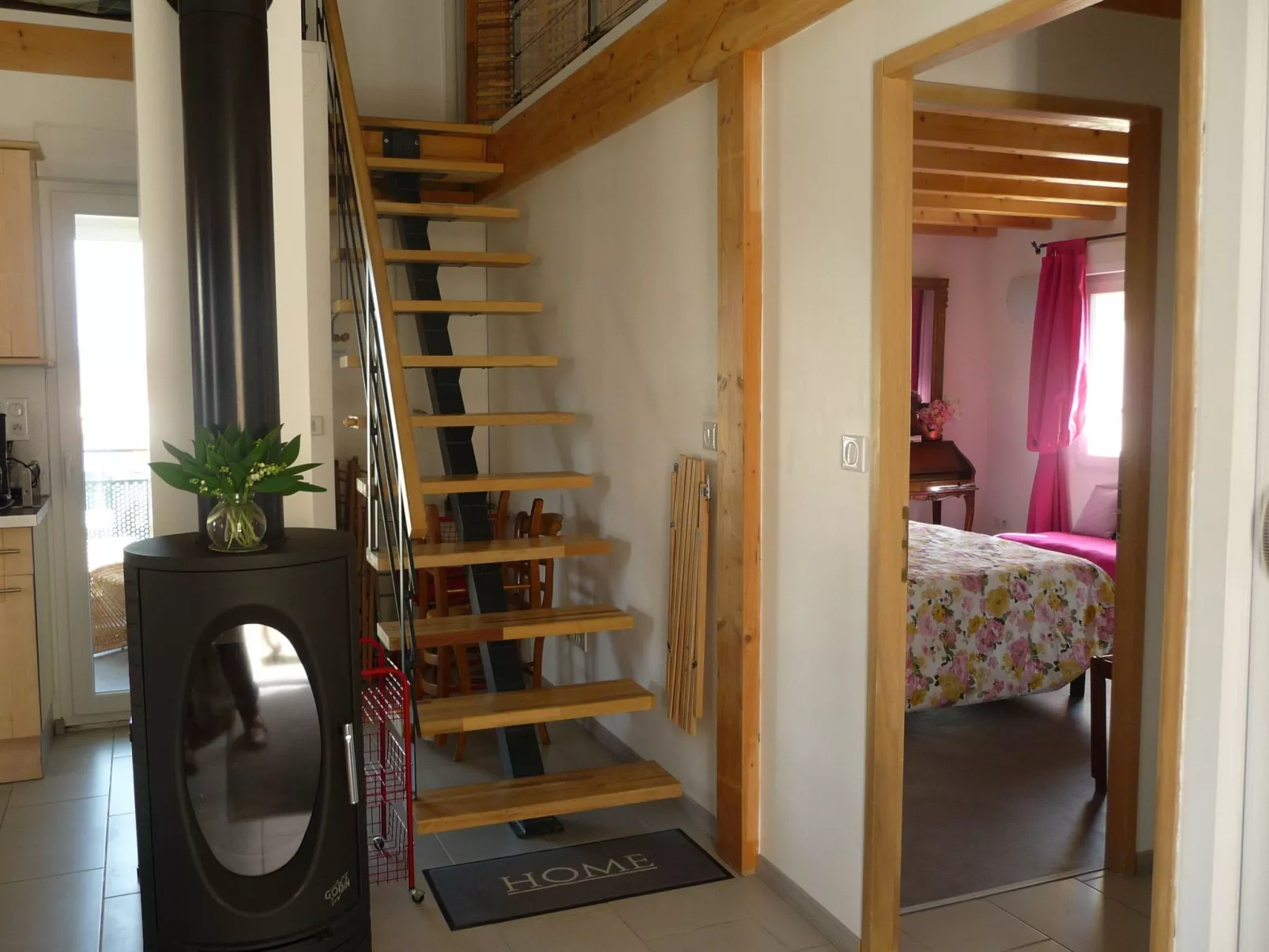 Domaine "Chez Marianne" mit Privatparkplatz-Drinnen