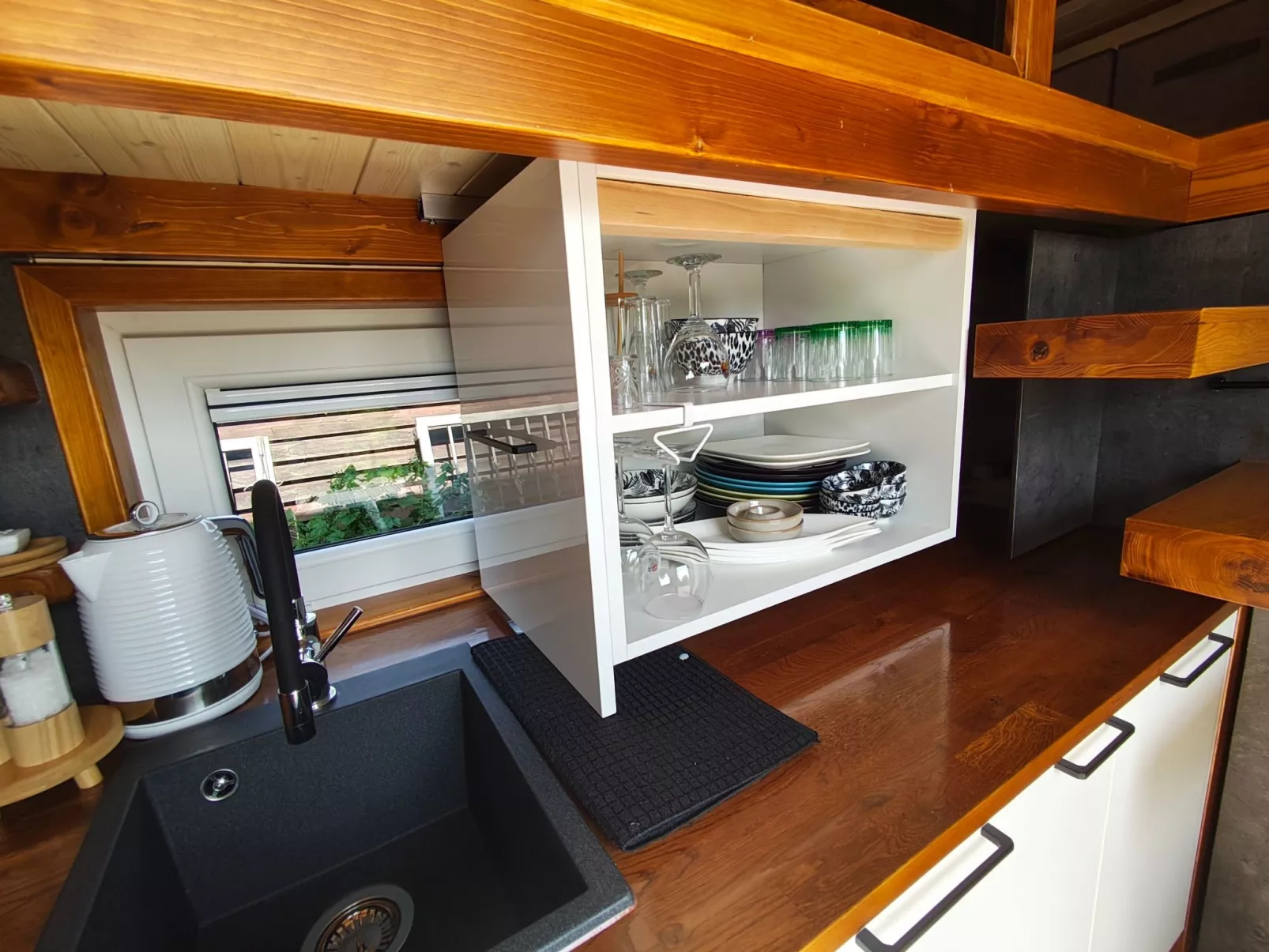 Tiny House Sundancer-Inside