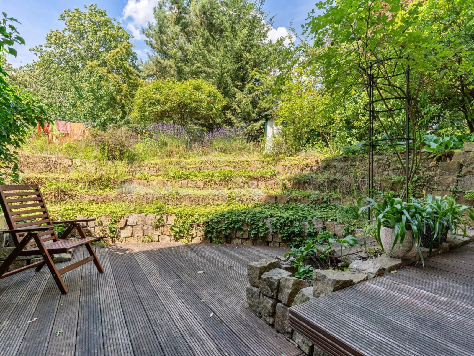 In Karlshorst mit Terrasse-Draußen