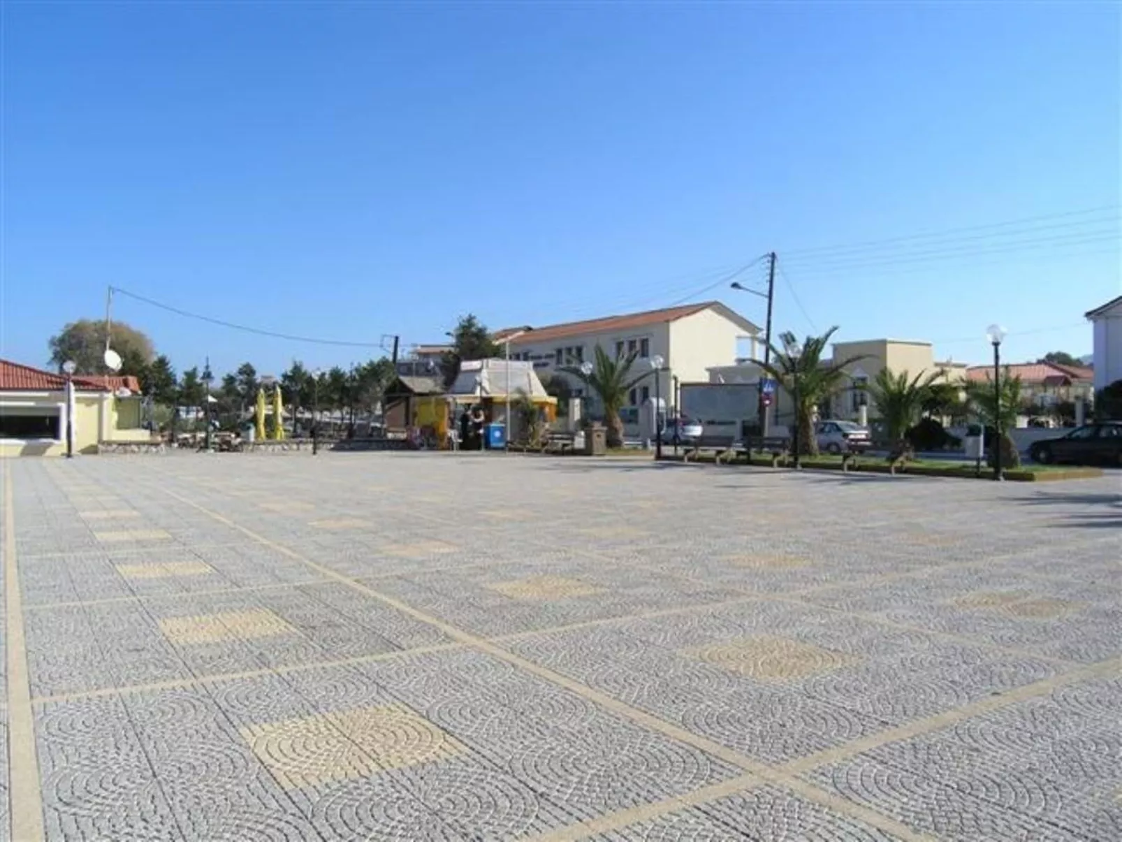 Appartement in Derveni mit Terrasse-Draußen