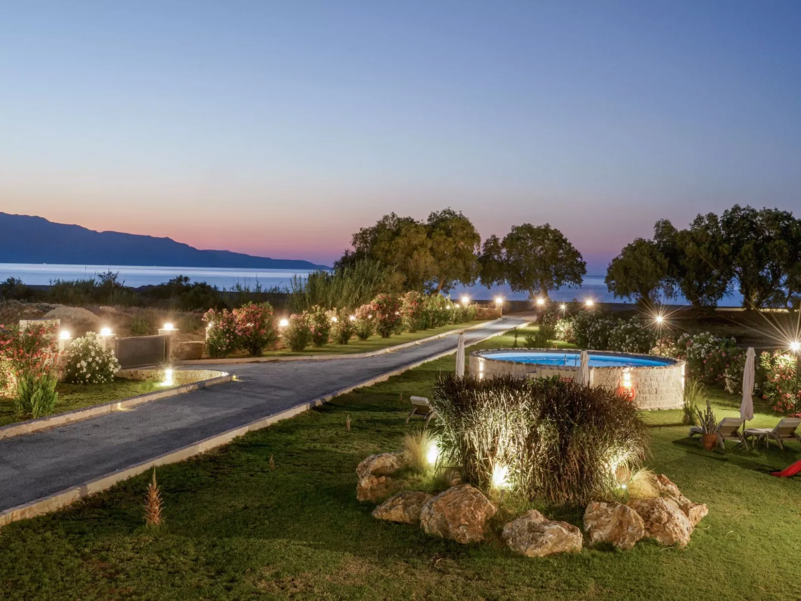 Neue Strandvilla SixStars in Chania, mit Sauna-Draußen