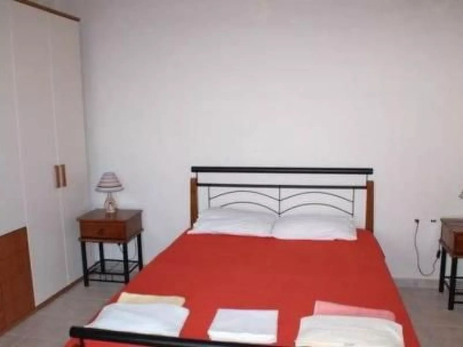 Paterakis Großes Studio Triopetra-Dedans