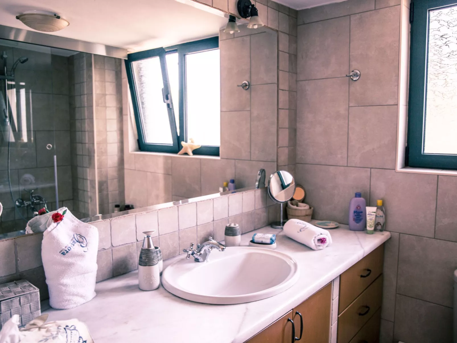 Ferienvilla mit Garten, Grill und Terrasse - Inside