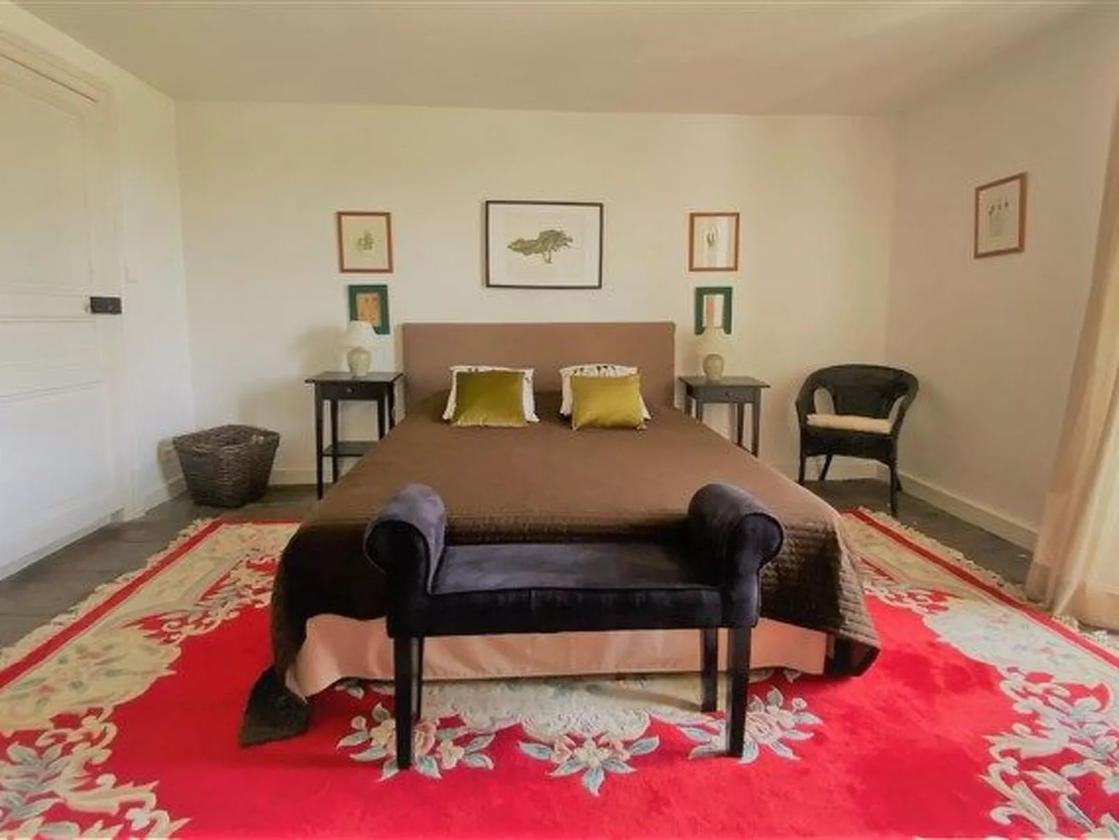 Domaine des Prairies de Latry-Inside