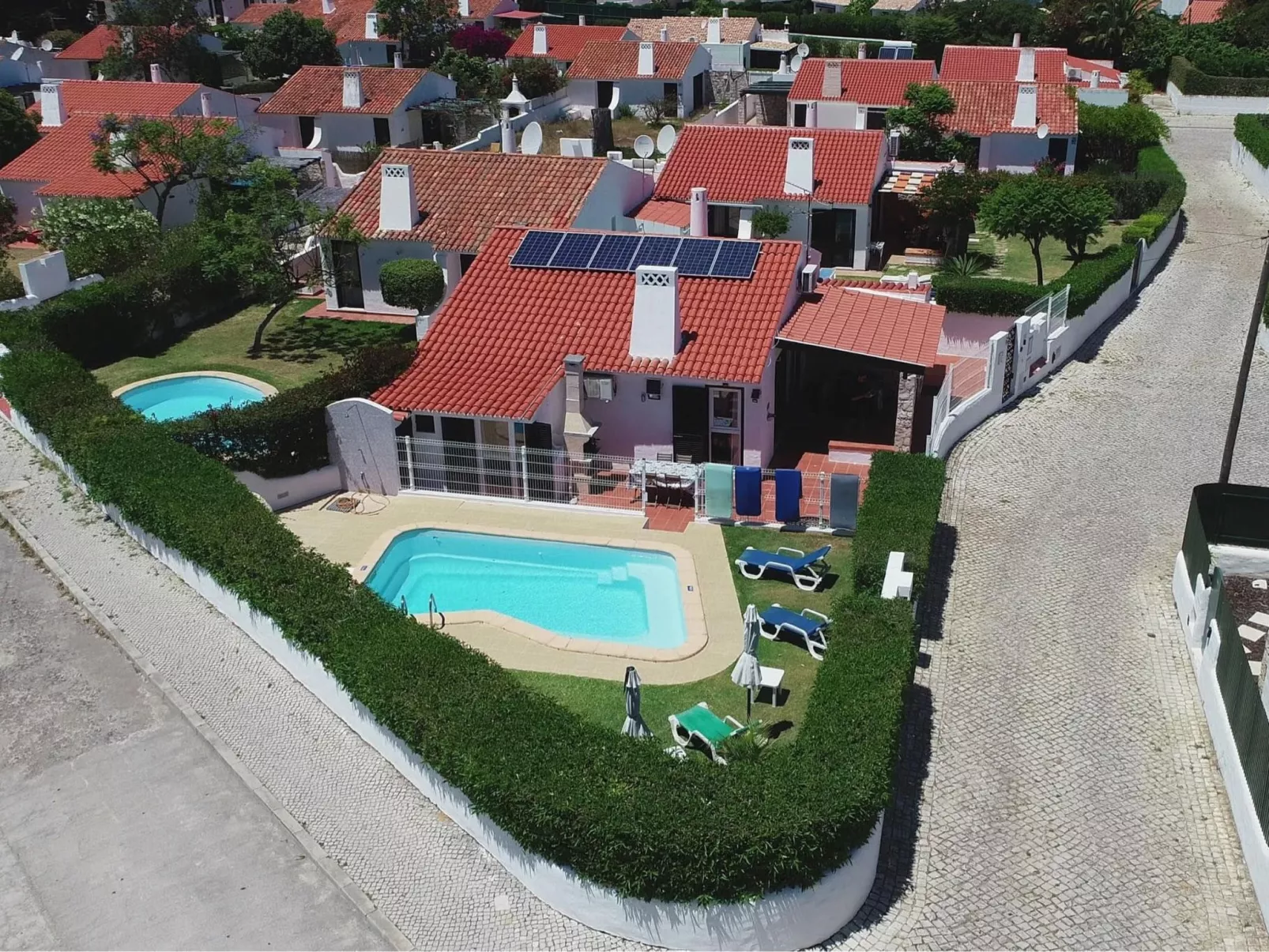 Lotus Villa, Albufeira-Draußen