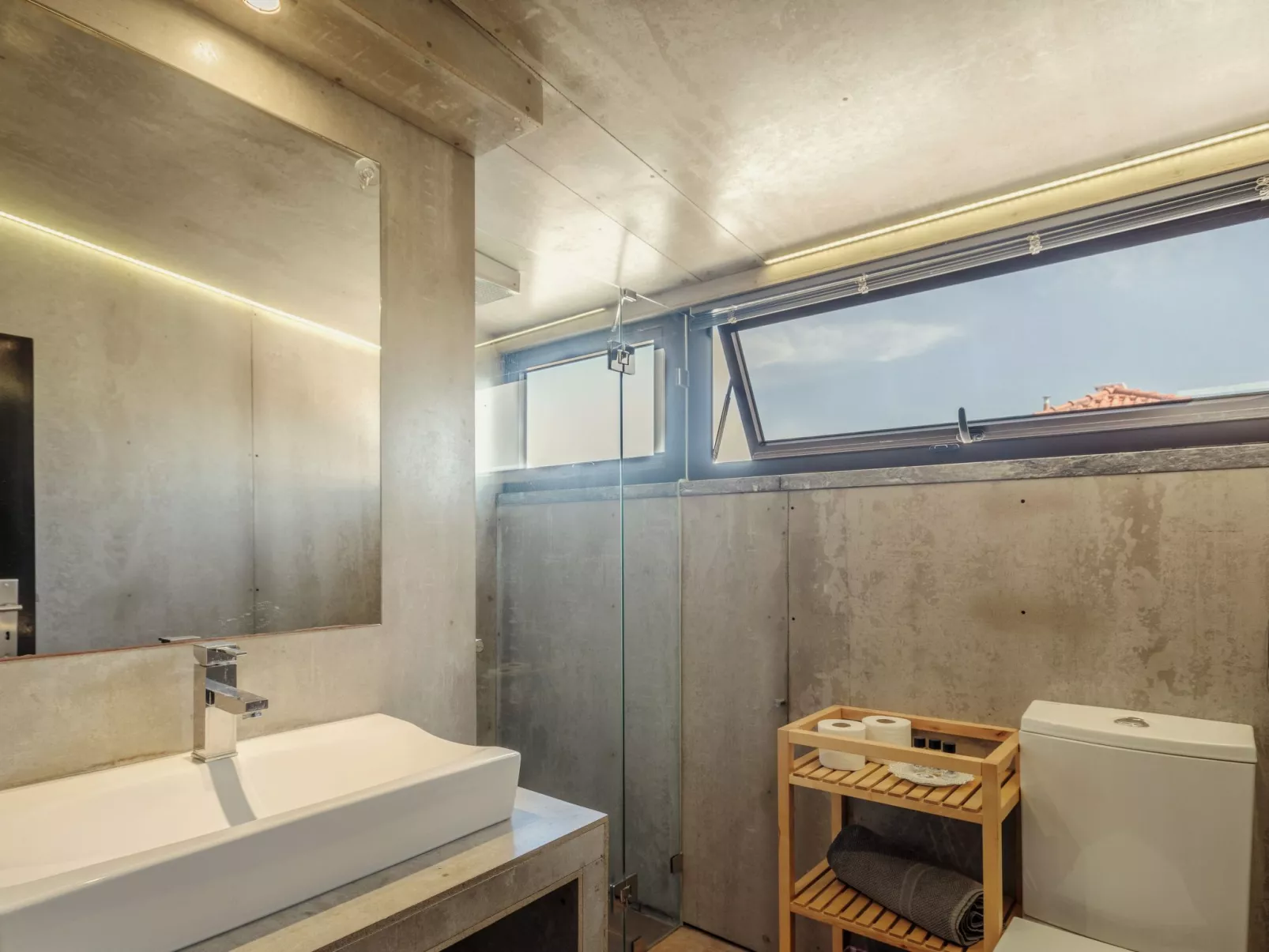 Aroeira Pool House-Dedans