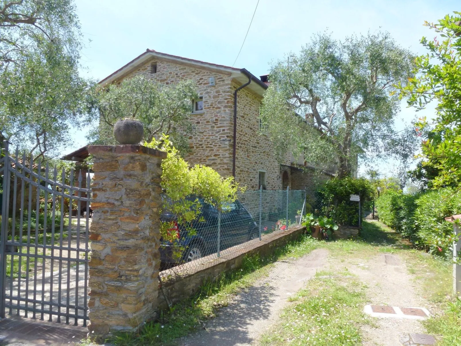 Mit Blick auf das Wasser