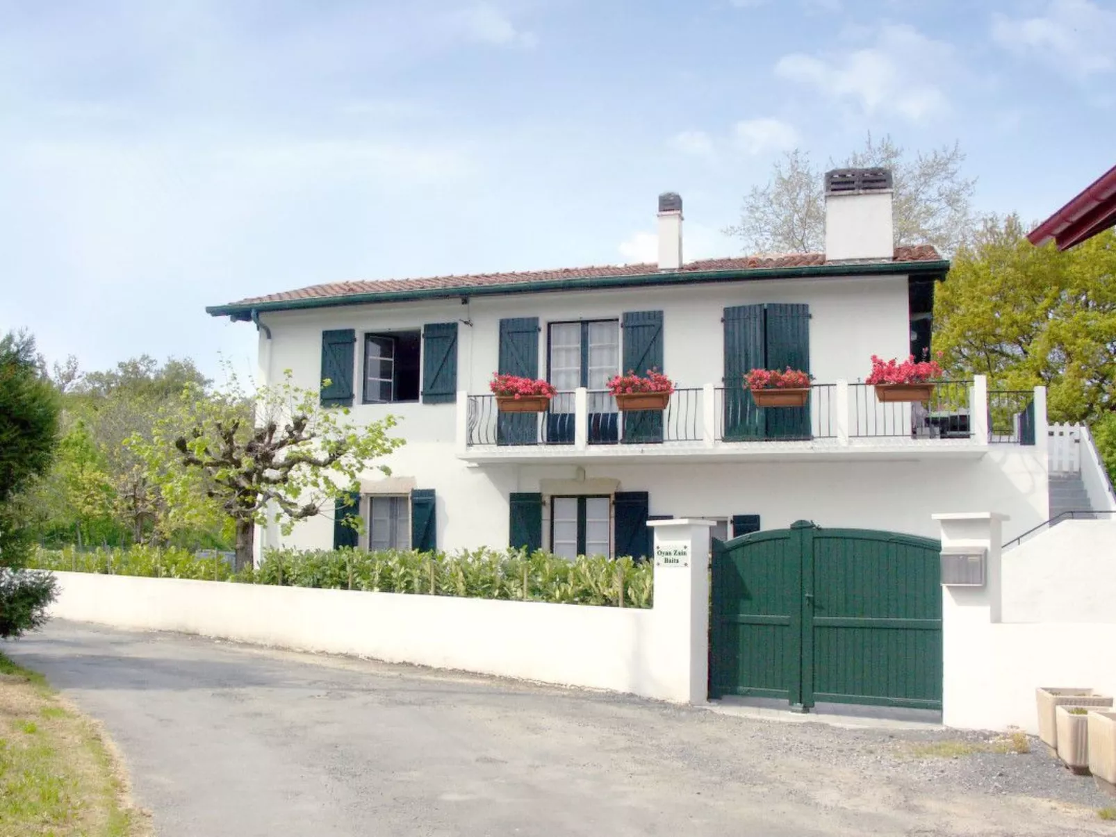 Fewo mit Terrasse-Outside